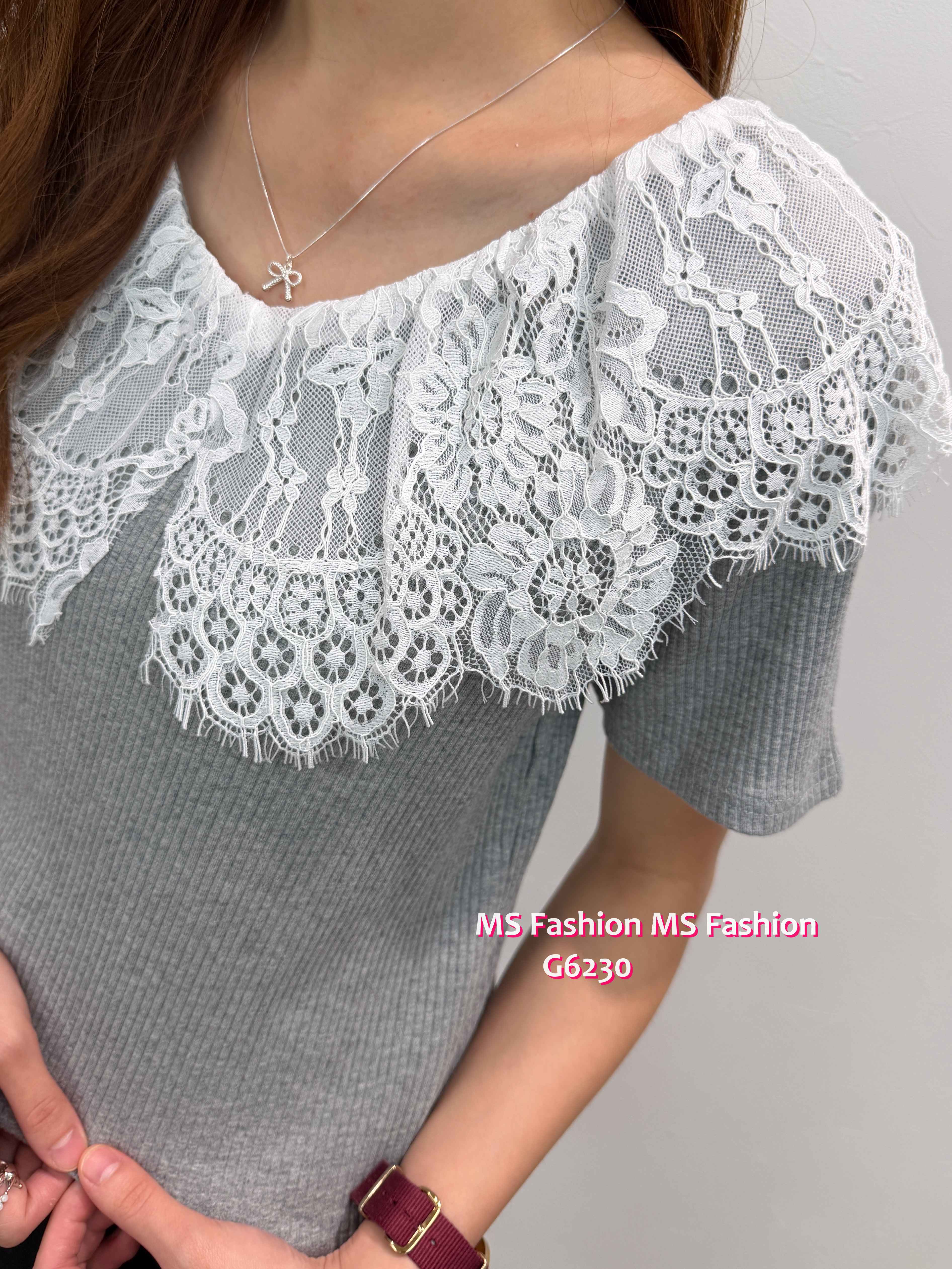 G6230 韓國🇰🇷V領拼lace top