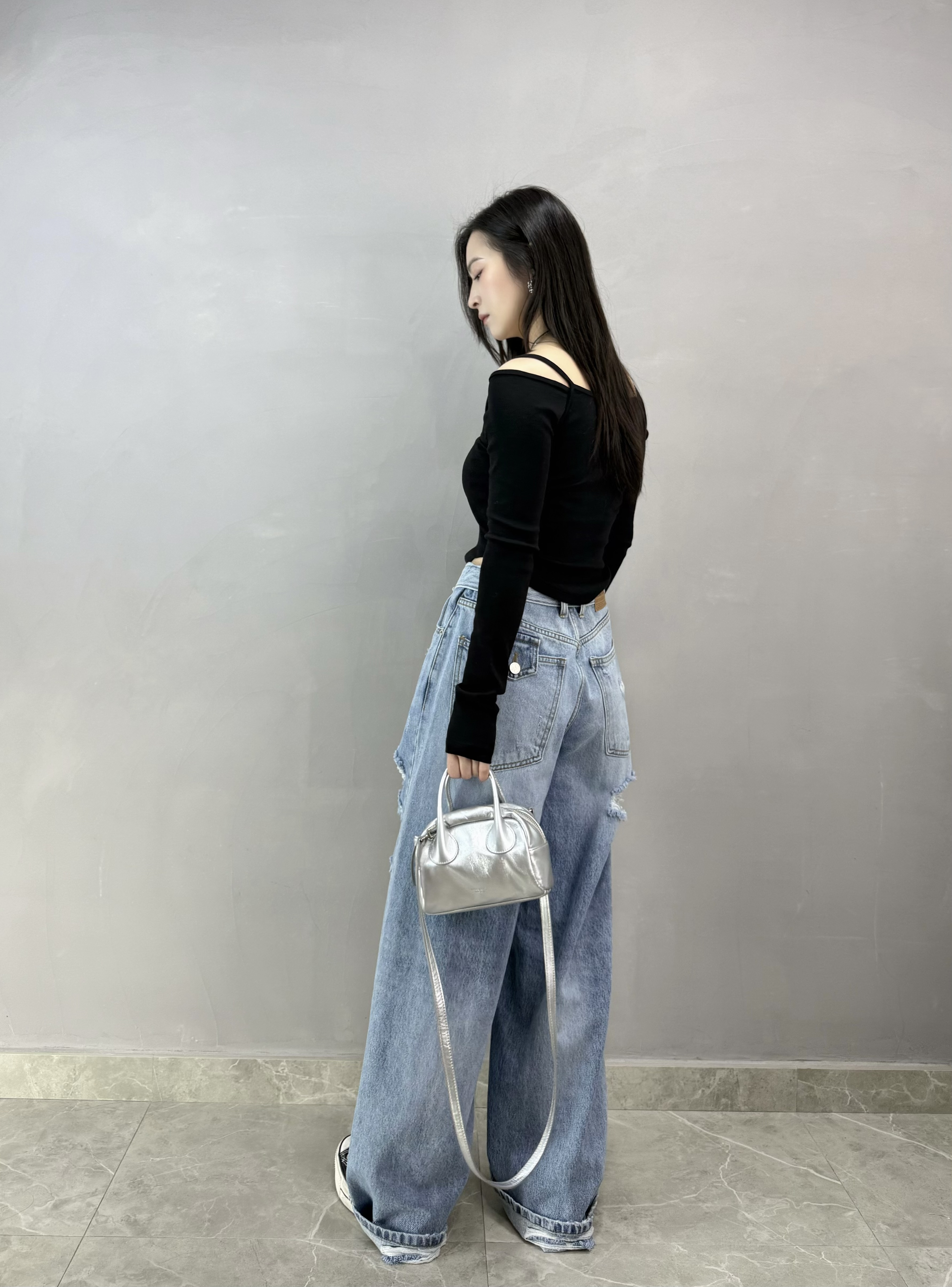 H76 扣鈕Lace 露膊Tee