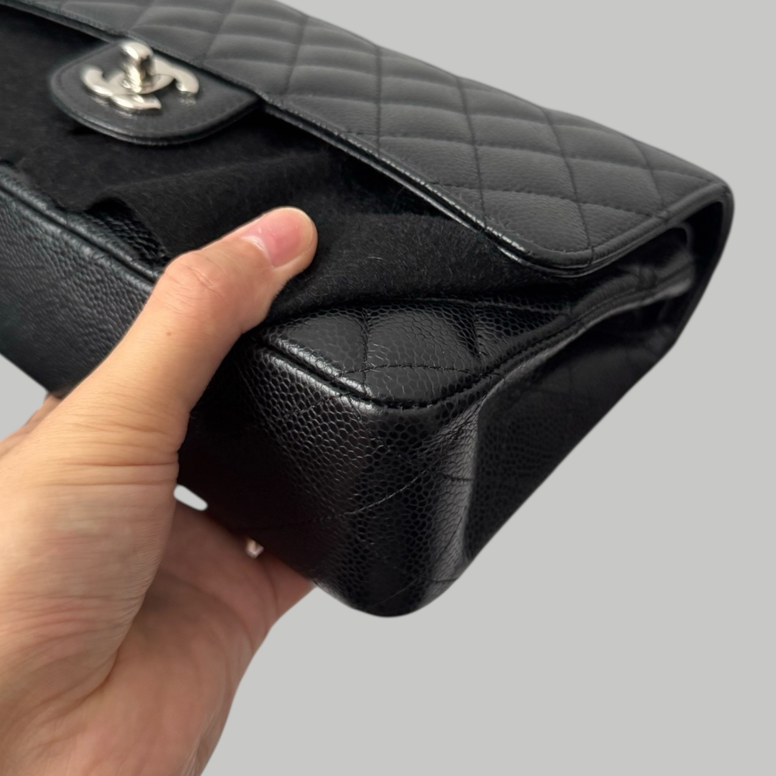 Chanel Caviar CF25銀扣