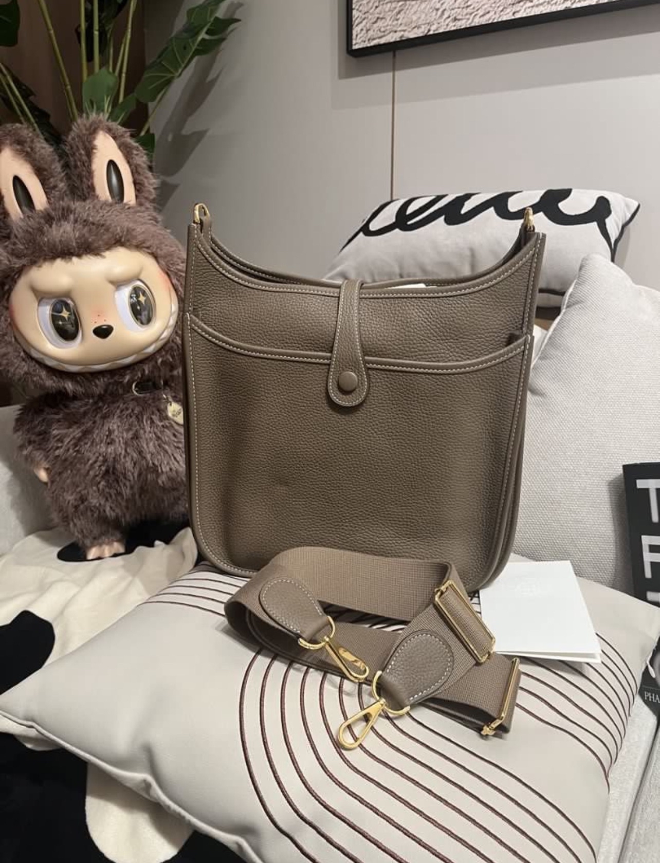 Hermes Evelyne 29 大象灰金扣 Stamp D 100%Authentic, 98%New ✅Dust bag✅Box