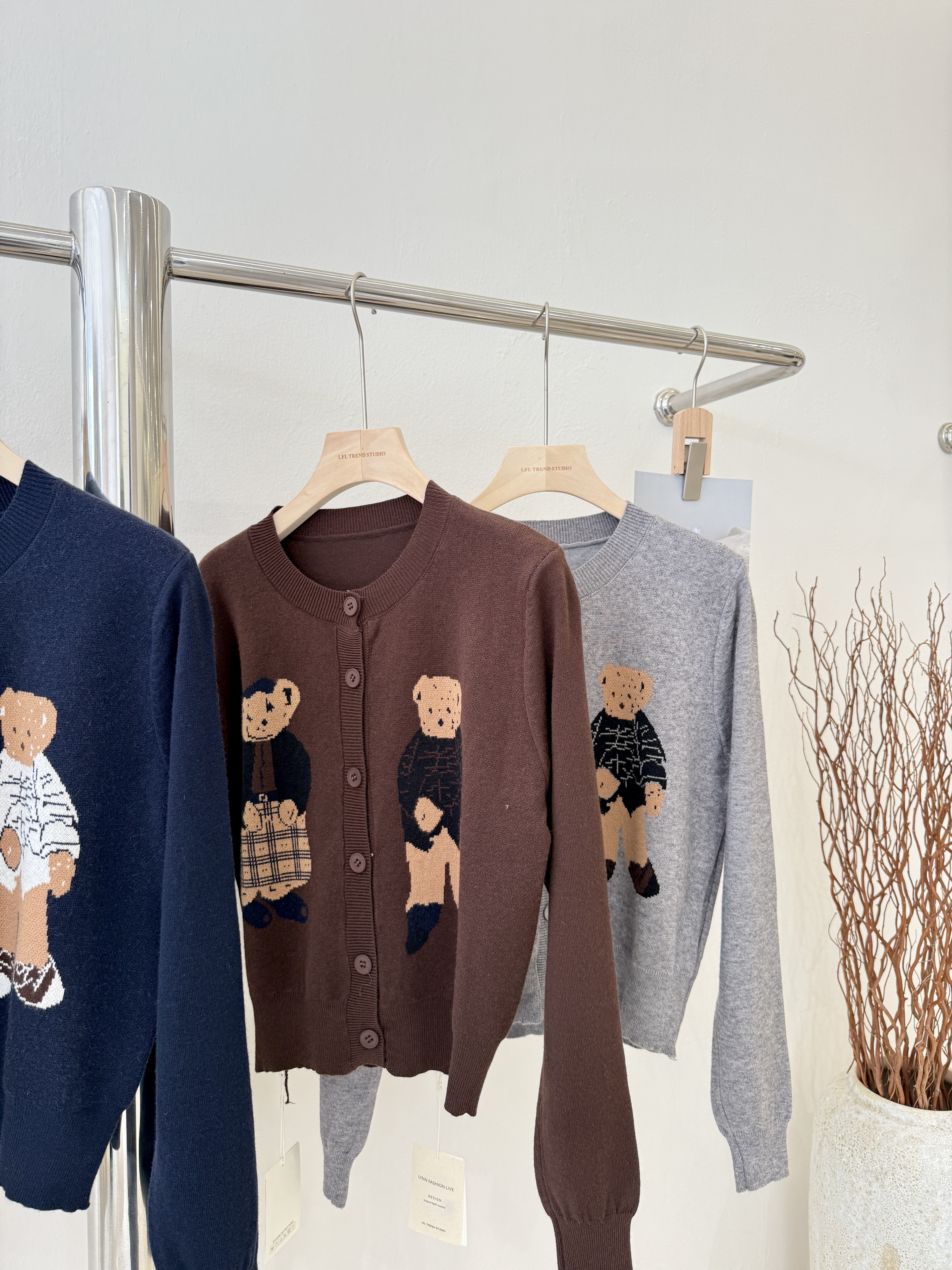 6880 韩系可爱小熊针织长袖