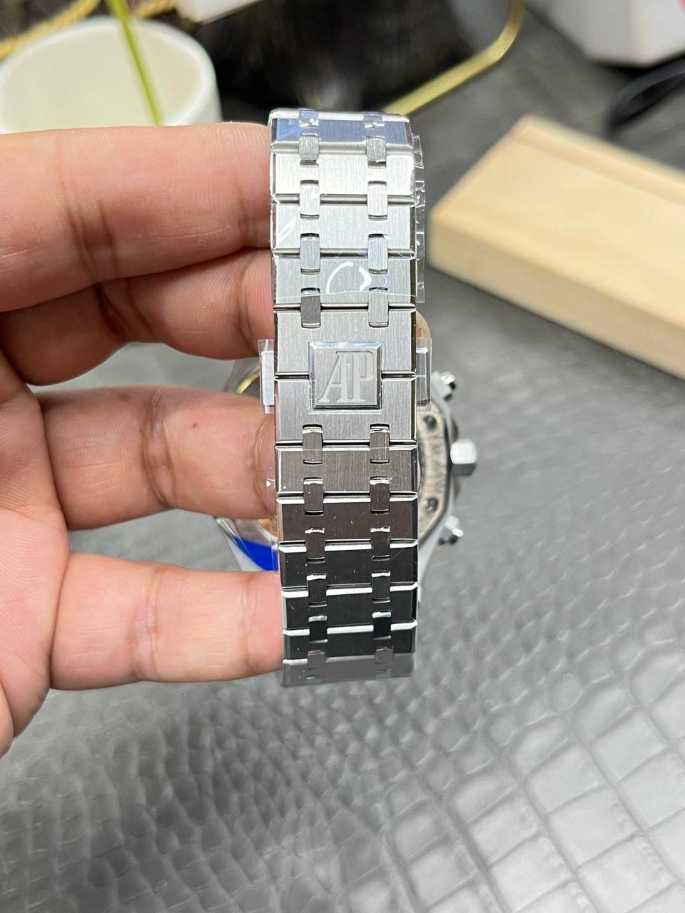 🚀爱彼皇家家橡树26240飞返计时全功能系列/41mm白钢绿面/ 搭载原装开模定制Cal.4401全自动一体机械💯