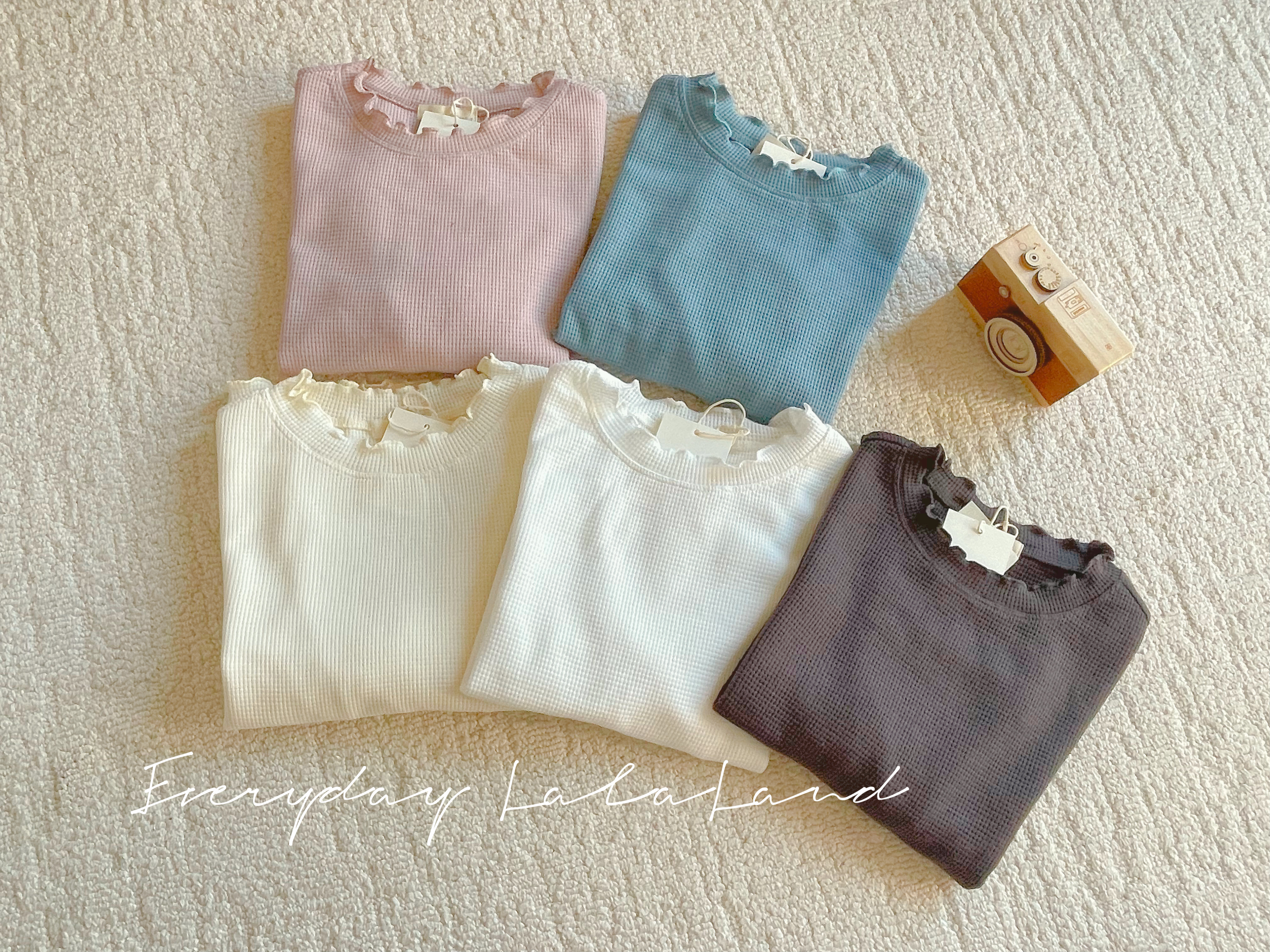 ❥ New arrival 。窩夫格雙層半透袖上衣 。