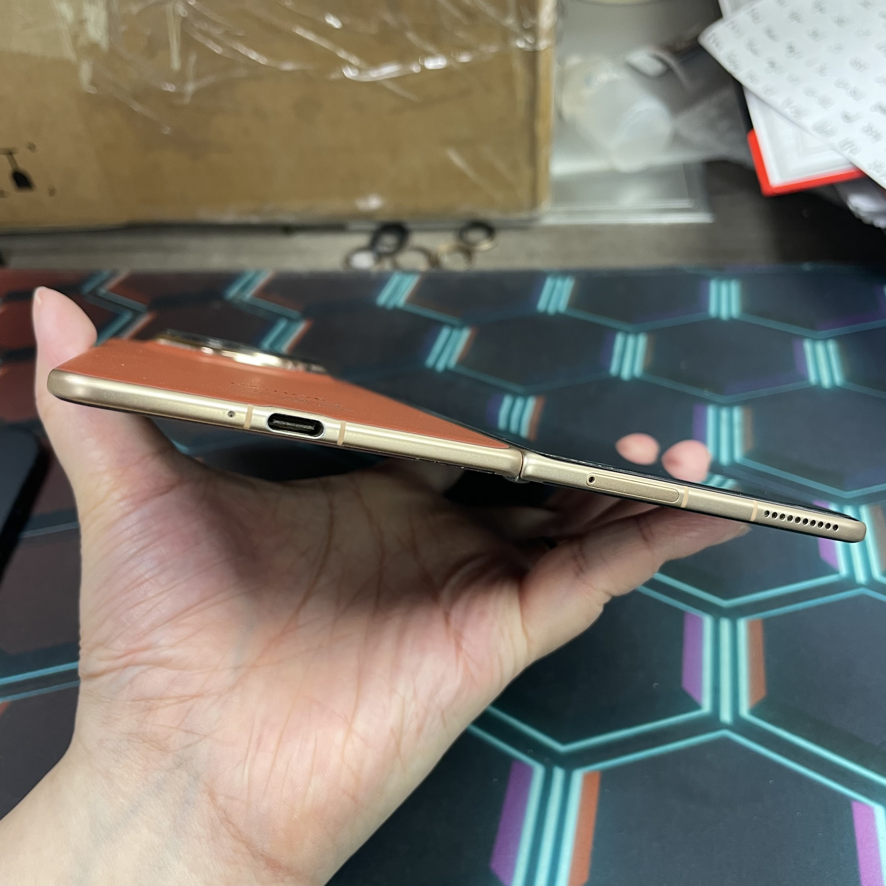 *8344 Honor Magic V3 完美機 12+512GB 紅色 red