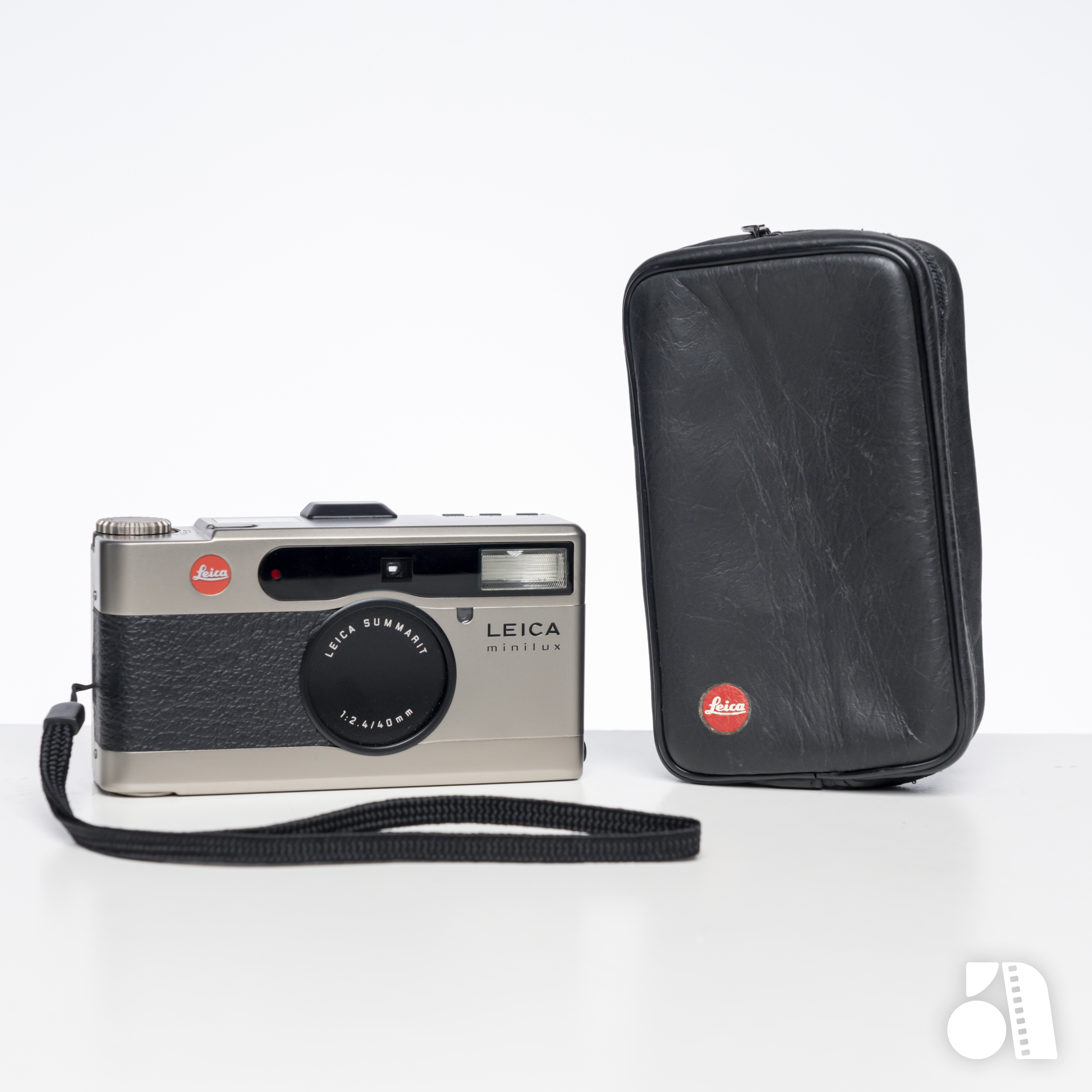 Leica Minilux (原裝機套, 手繩, 送一粒CR123A)