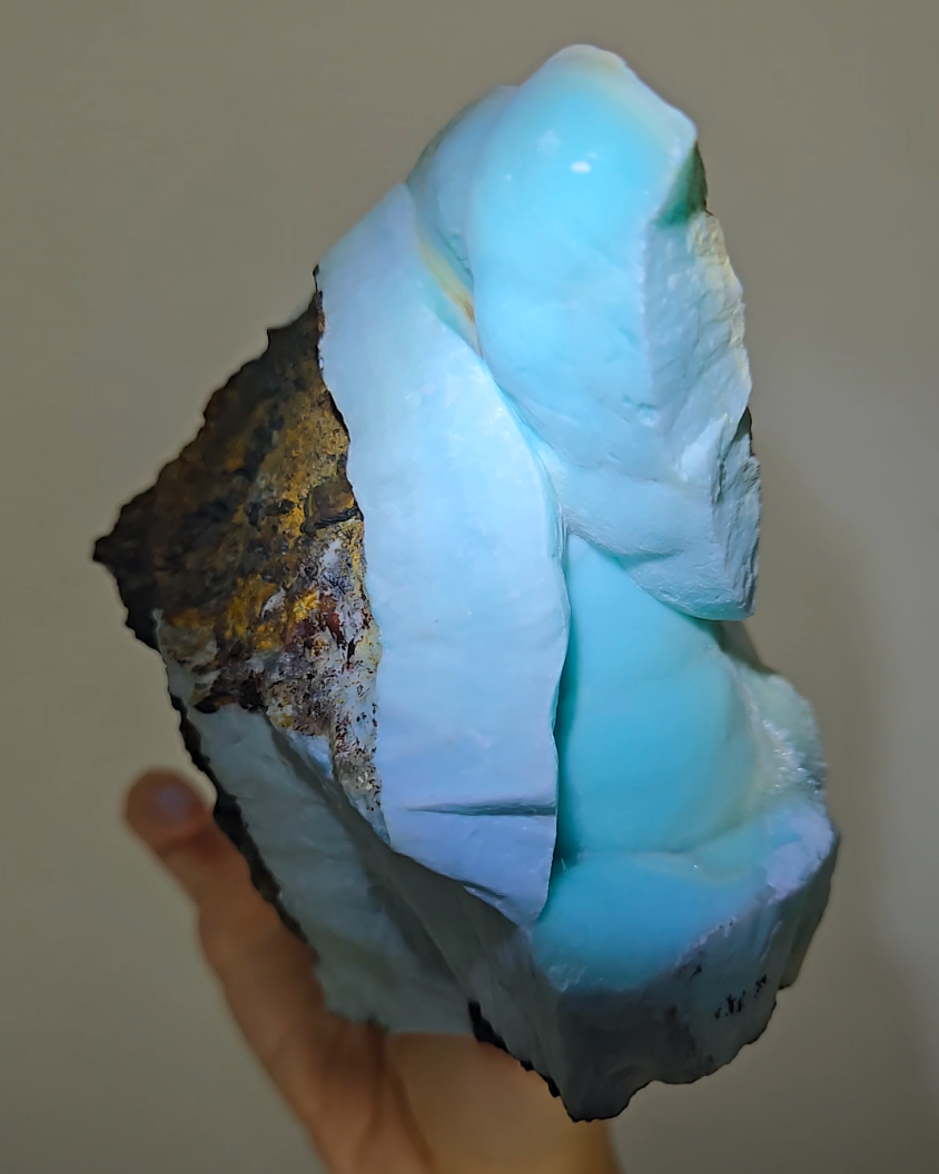 Blue aragonite with botryoidal bubble formations - AR57