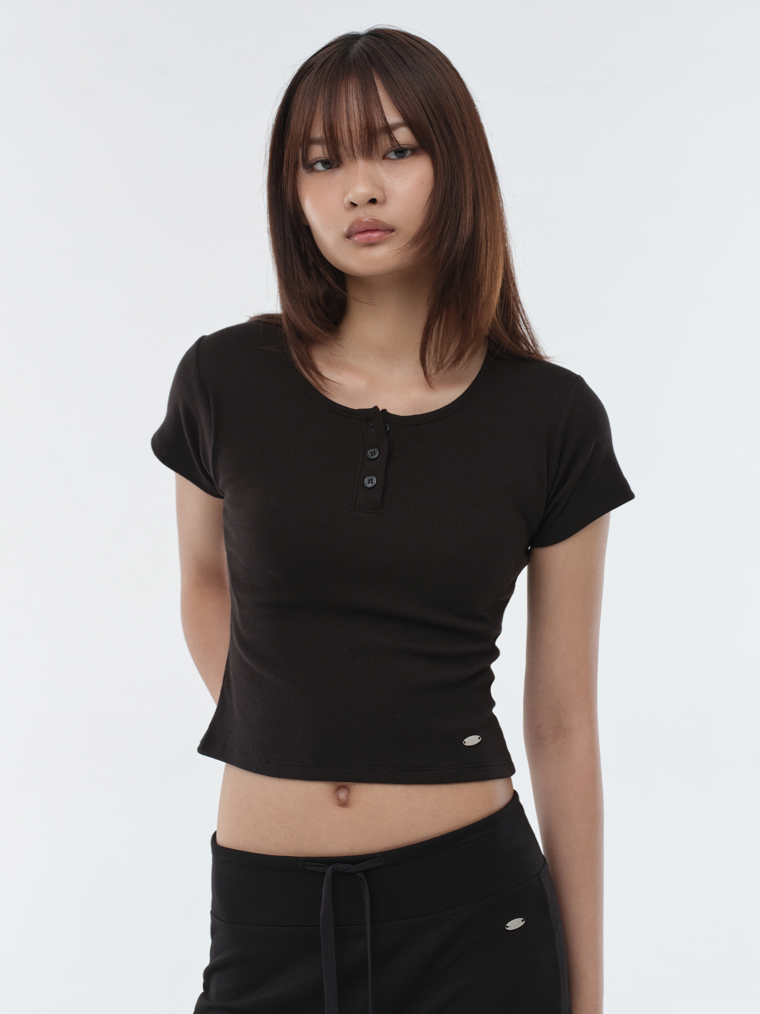 【連胸墊半開鈕扣TOP】預購_Cap-embedded Henry Neck T-shirt by Conch