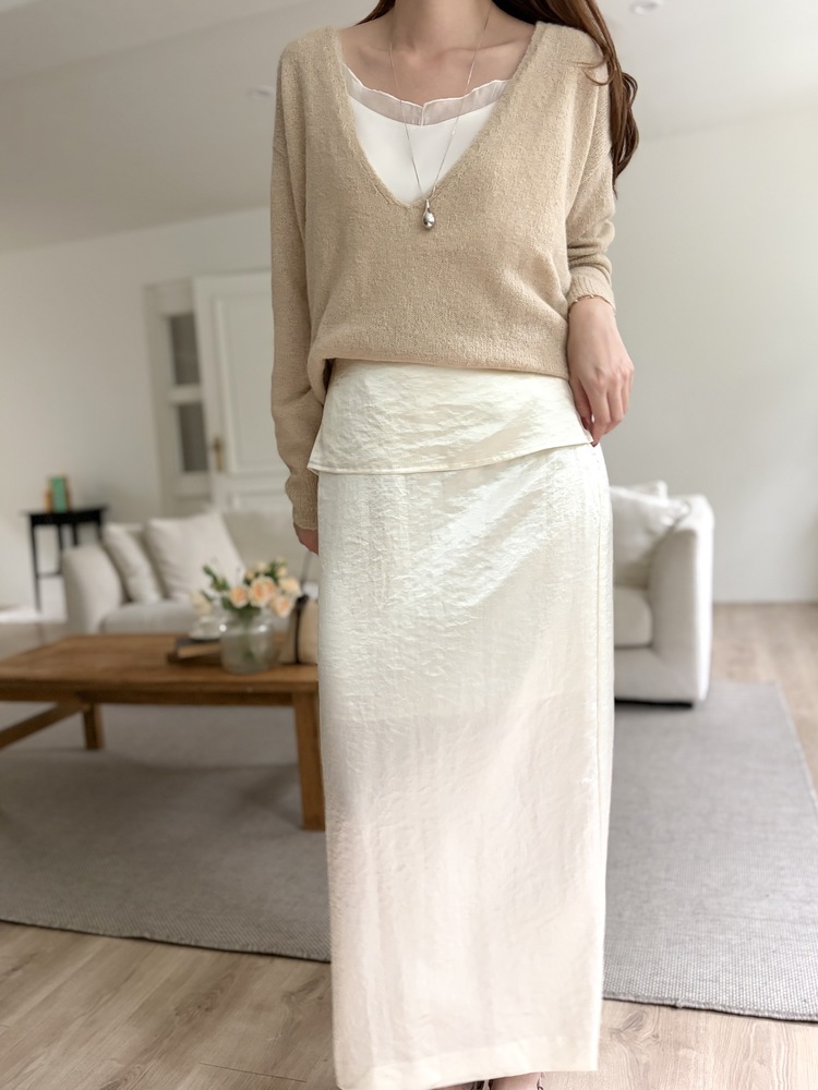 Low-cut Alpaca Knit Sweater (Beige)