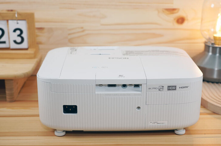 Epson | EH-TW6250 4K PRO-UHD 家用投影機