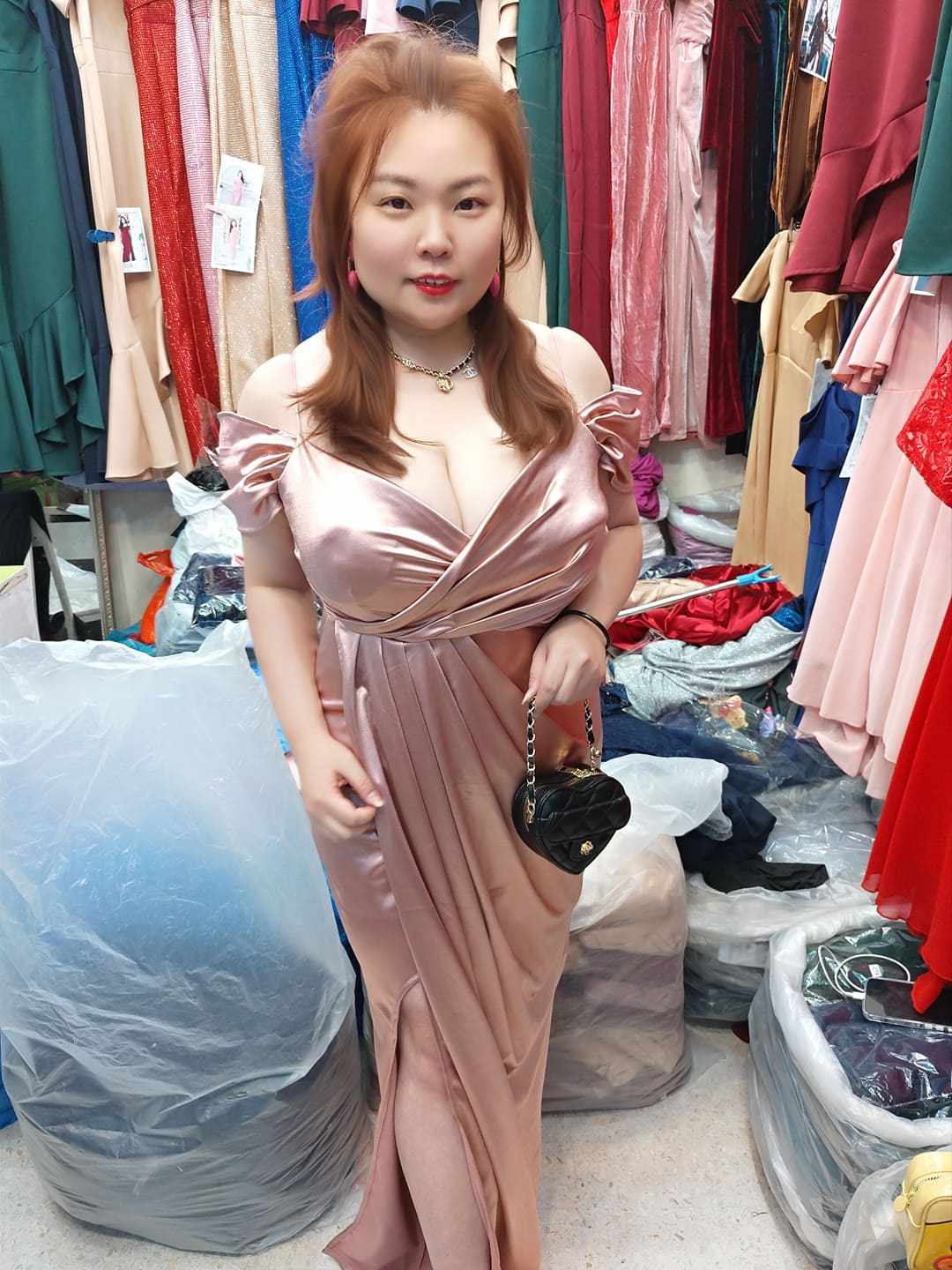 AA06/AA0006 💥新品💥亮面褶皱细吊带开叉修身长礼服