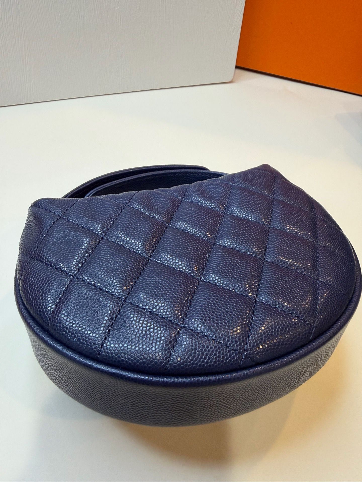 Pre-Owned CHANEL Mini Hobo Bag