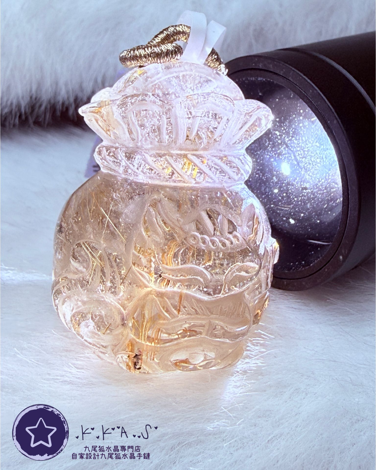 K00126 金髮晶共生幽靈 錢袋狐 - 吊墜/手牌兩用款