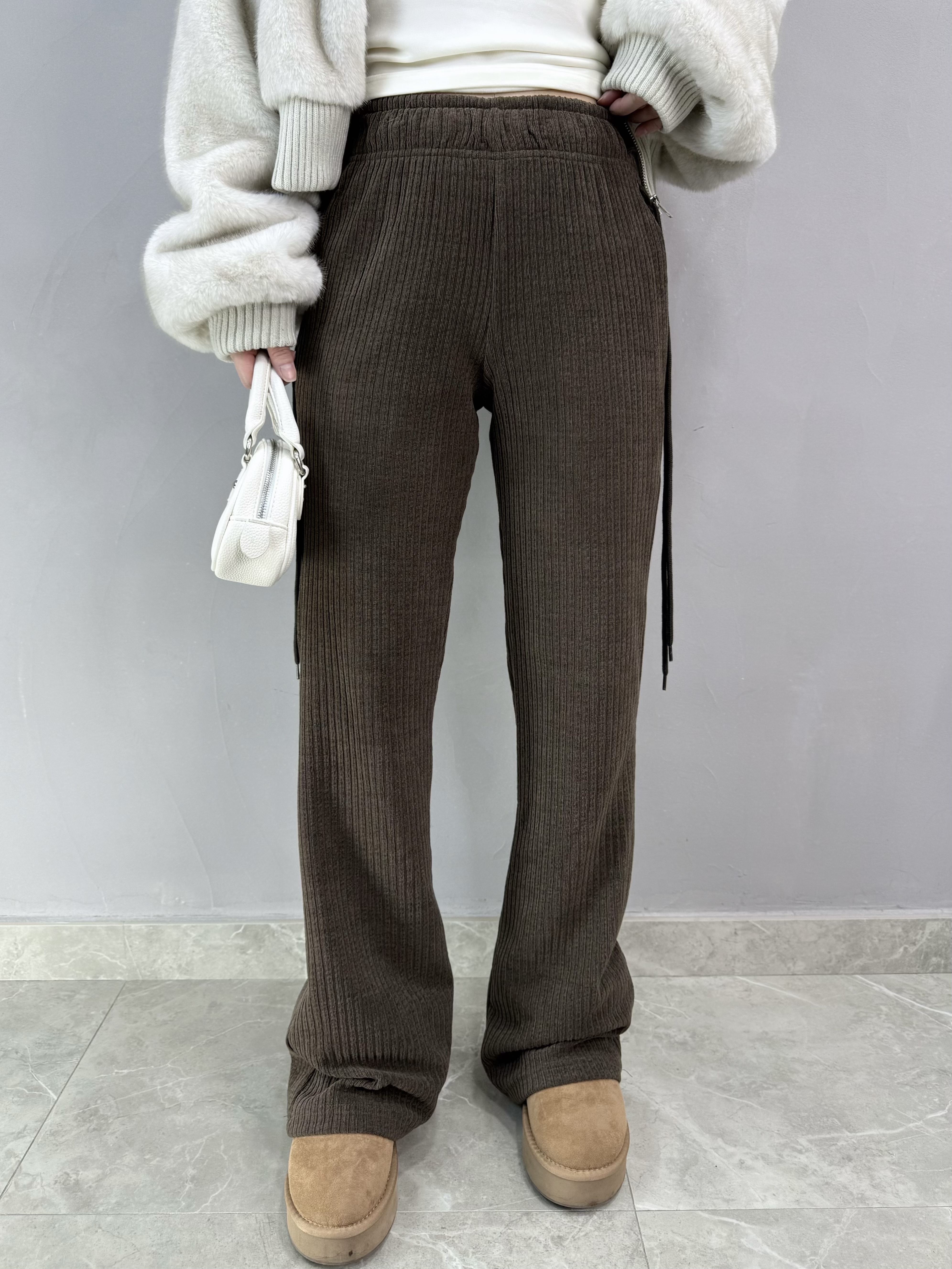 D63 側綁燈芯絨喇叭褲