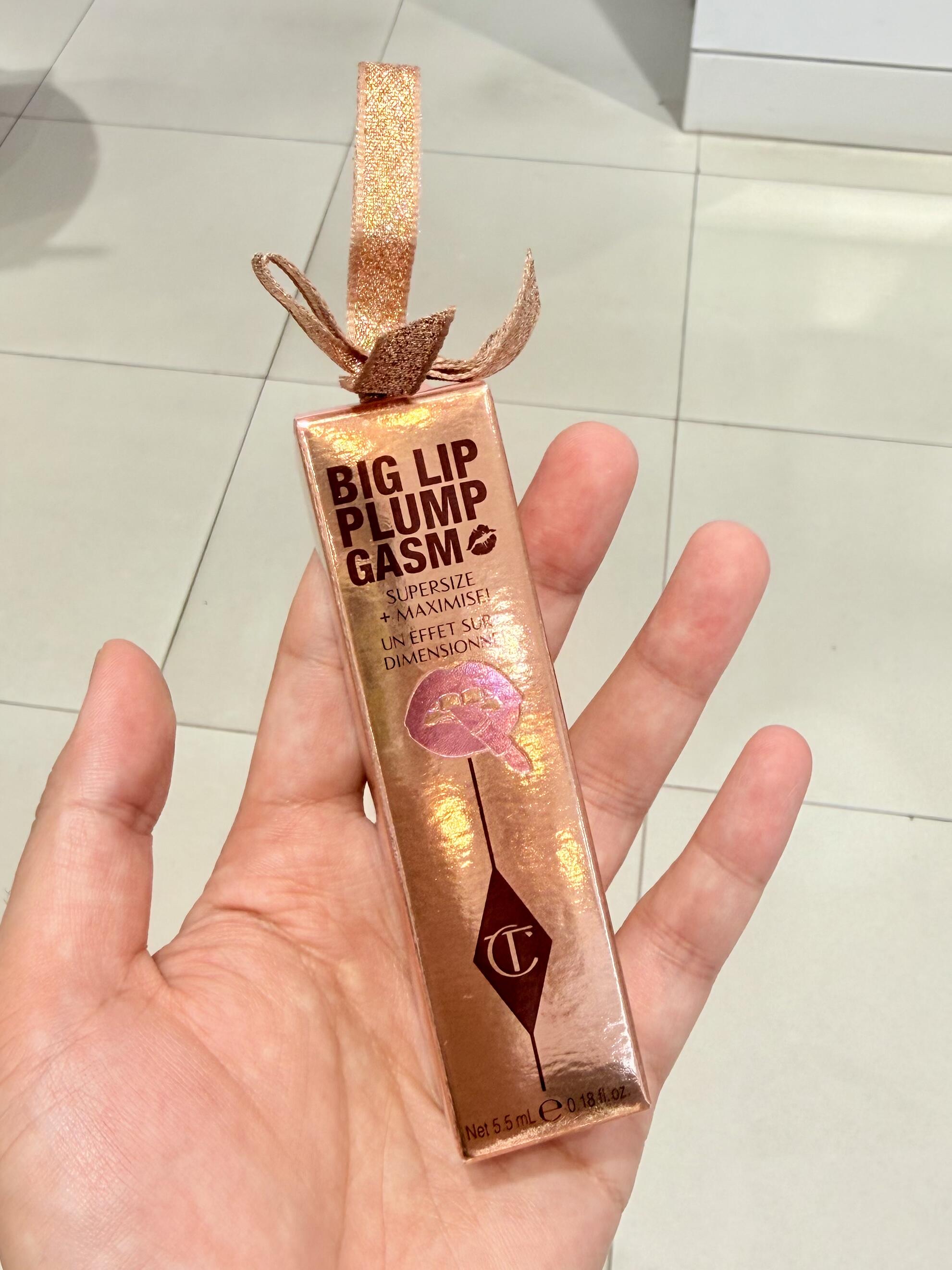 靚價❗️💖一秒豐唇 #Strawberry chocolate 透金粉 Charlotte Tilbury CT PILLOW TALK BIG LIP PLUMPGASM 夢幻豐感唇蜜 