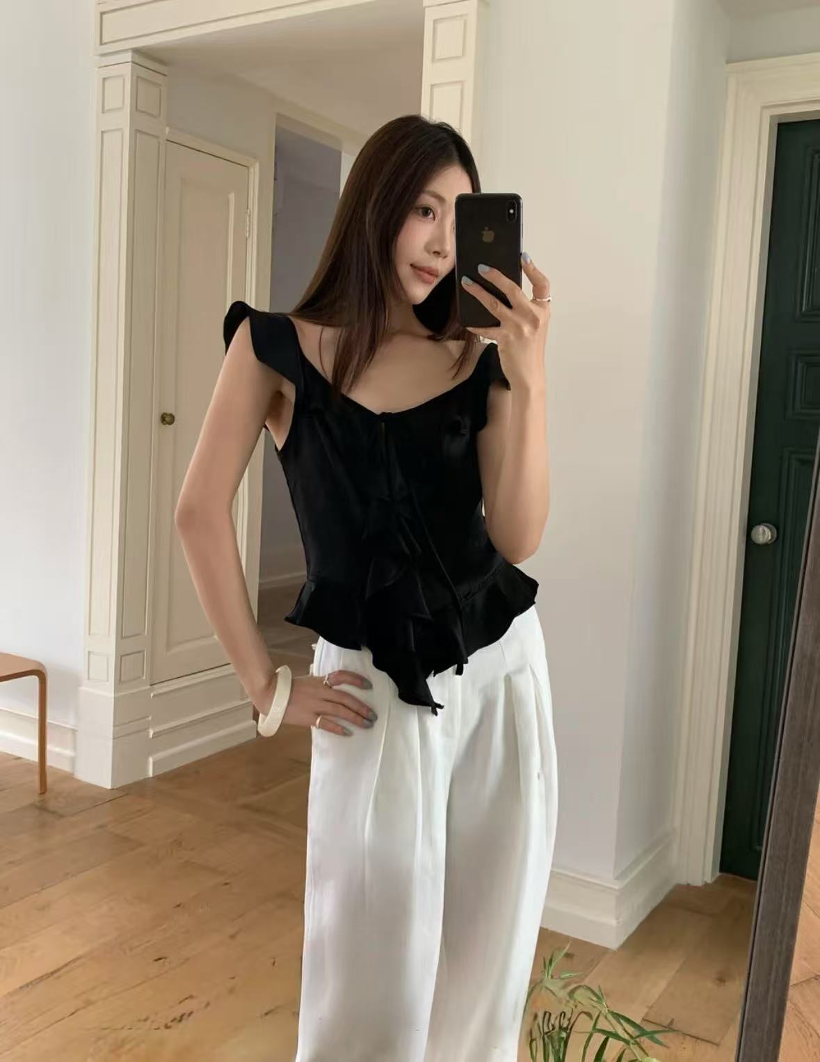 TP366缎面荷叶边上衣