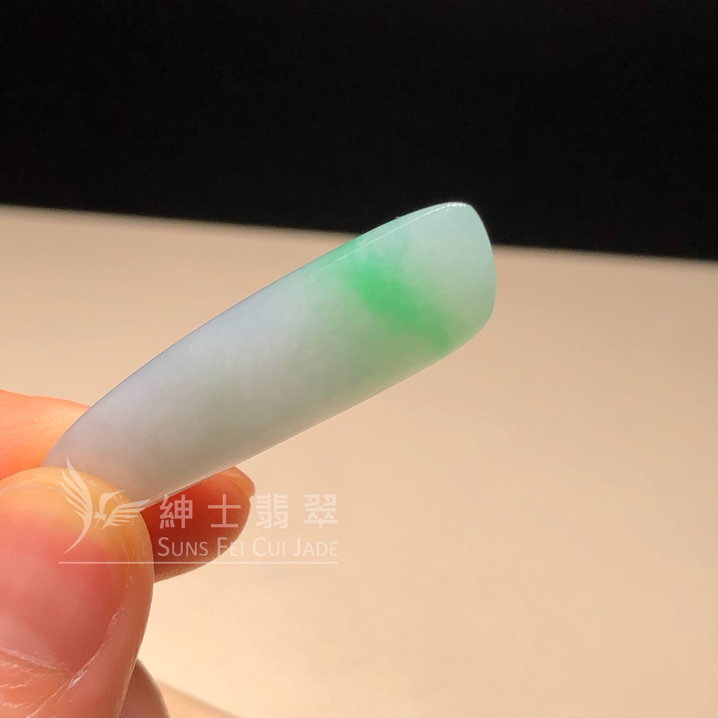 糯冰飄翠隨形件