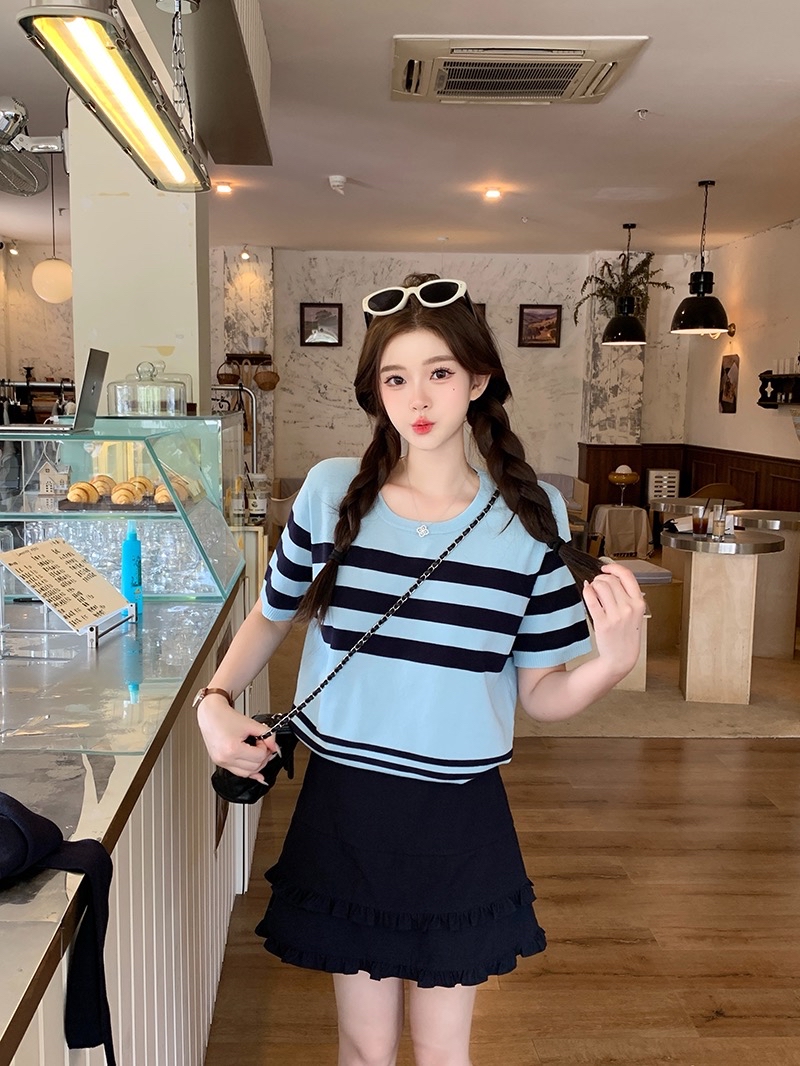 B137(72269) 韩系减龄付纯色披肩蓝撞色横纹冰丝针织蓝两件套上衣 