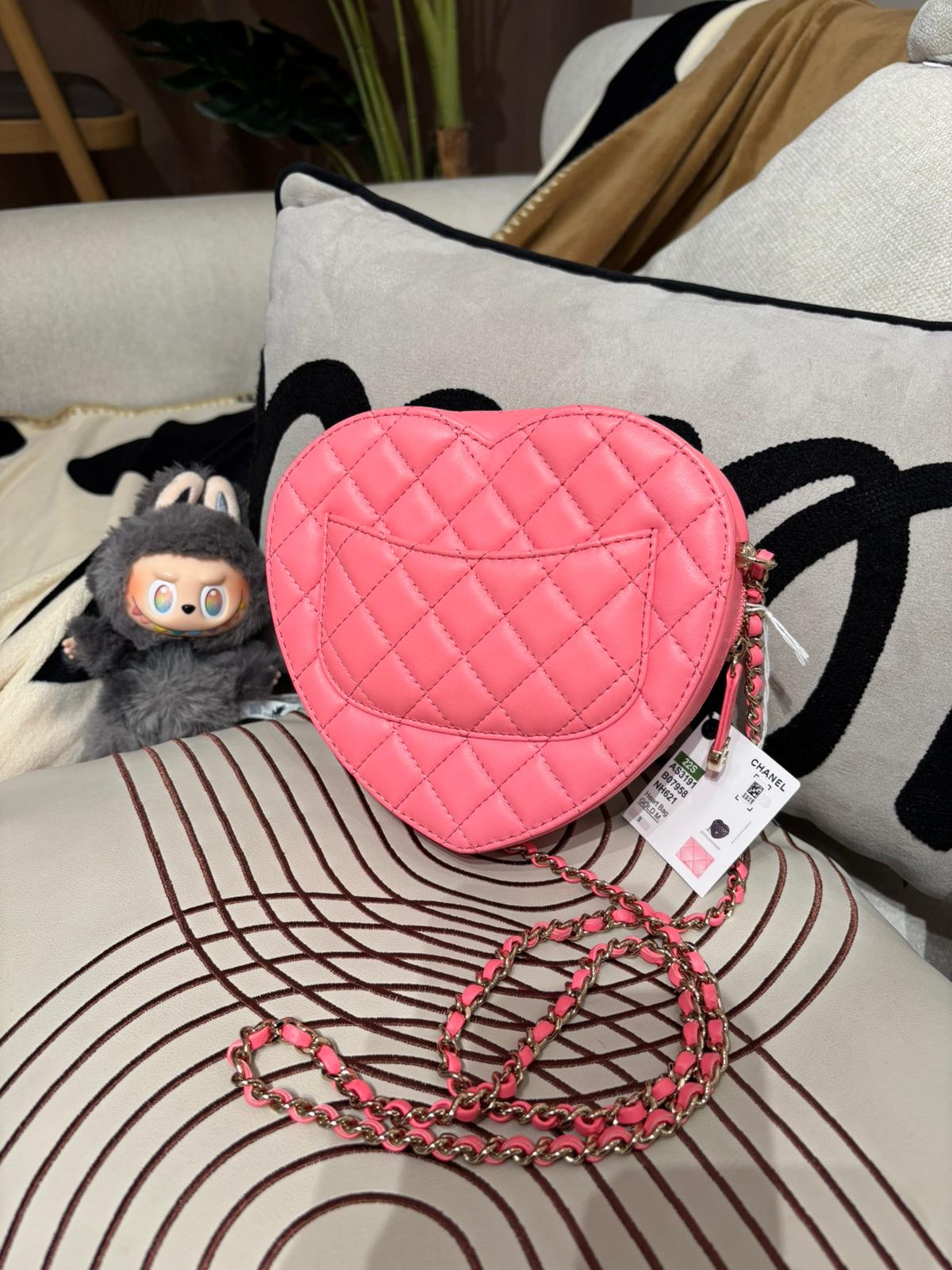 未使用品 Chanel heart bag pink AS3191 100%Authentic, 全新未使用品 unused  ✅晶片✅Dust bag ✅Box 