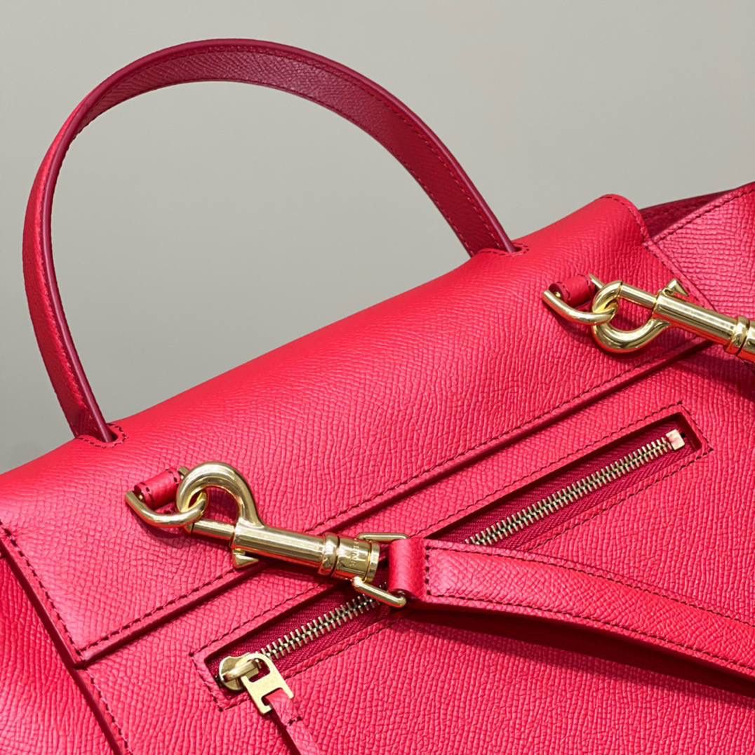 🔥大货实拍图 𝗖𝗘𝗟𝗜𝗡𝗘 ♥️ 𝗕𝗘𝗟𝗧 𝗠𝗜𝗖𝗥𝗢 型号：189153 尺寸：24*20*13cm