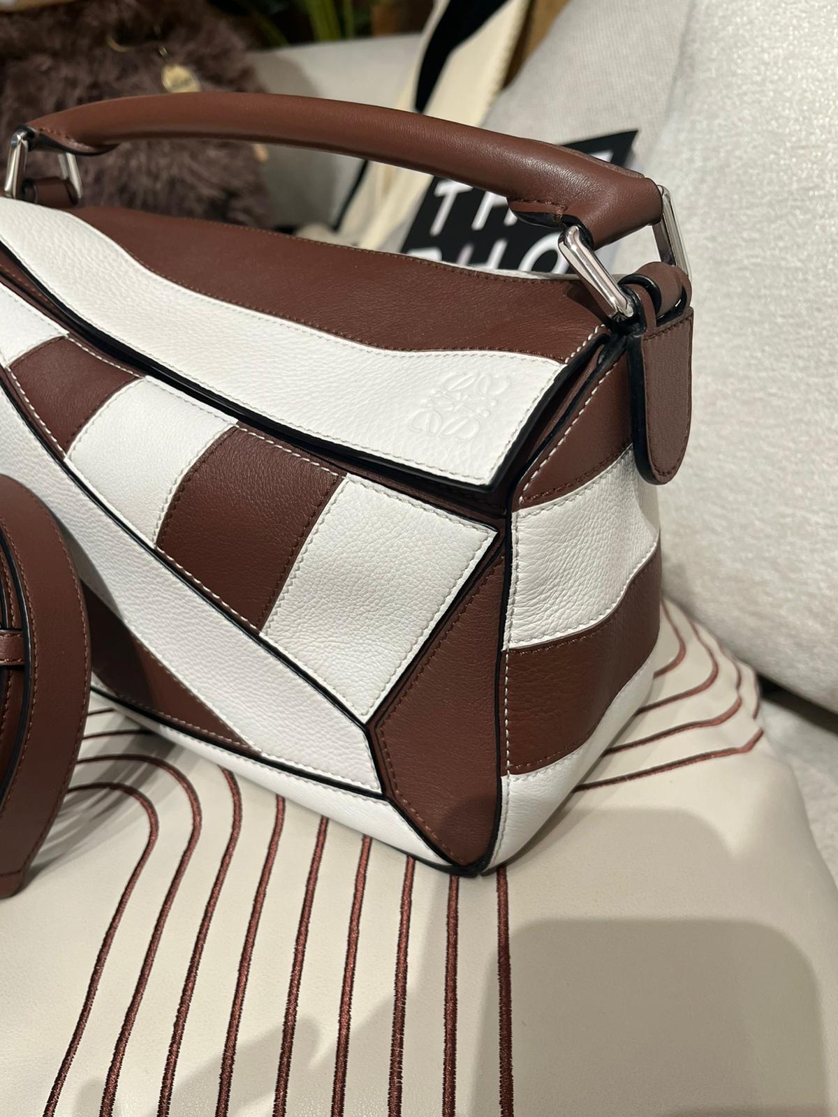 Loewe puzzle small calfskin 100%Authentic,98%new ✅strap✅booklet✅dust bag