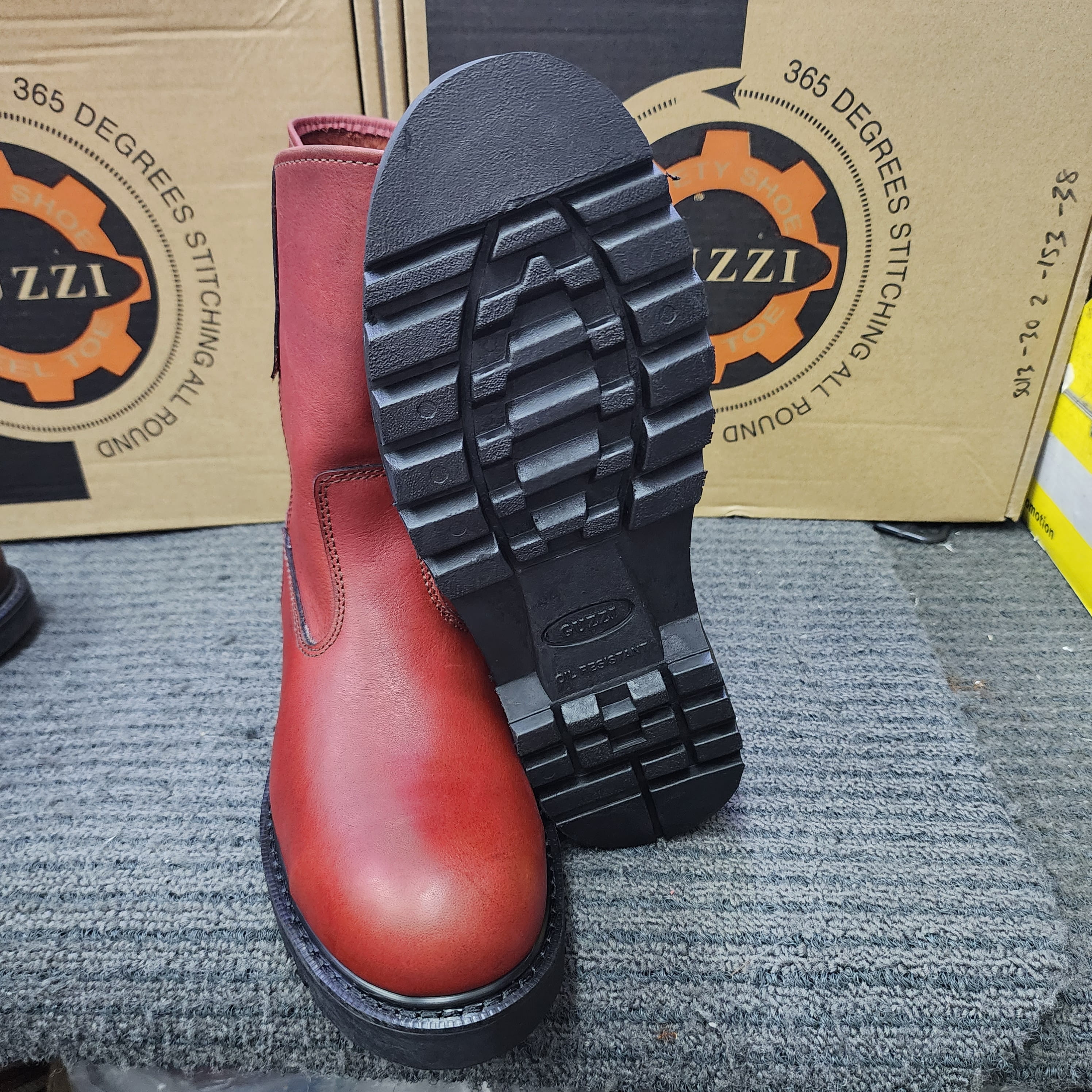 Guzzi 302 High Cut Pull On safety boots SIRIM APPROVED Leather Shoes Leather Rubber Men Steel Toe