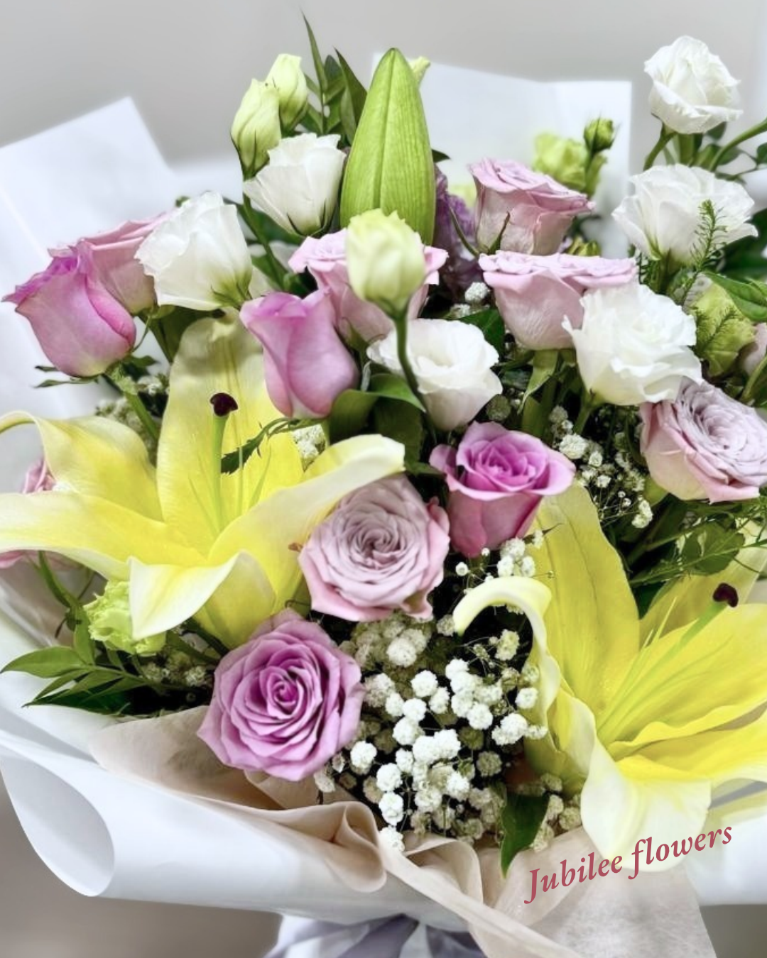百合 · 玫瑰混搭花束
