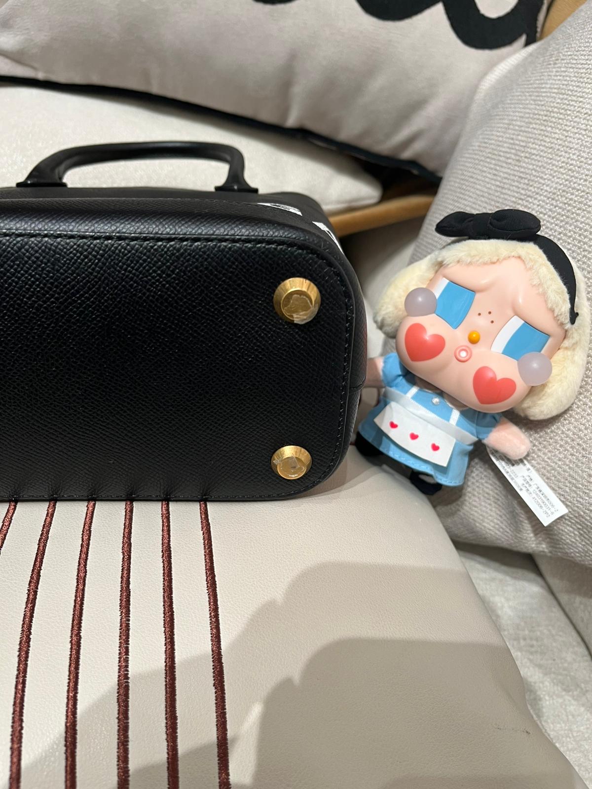 Balenciaga Ville XXS 2 Way Bucket Bag Black Calfskin 100%Authentic, 95%new ✅Dust bag