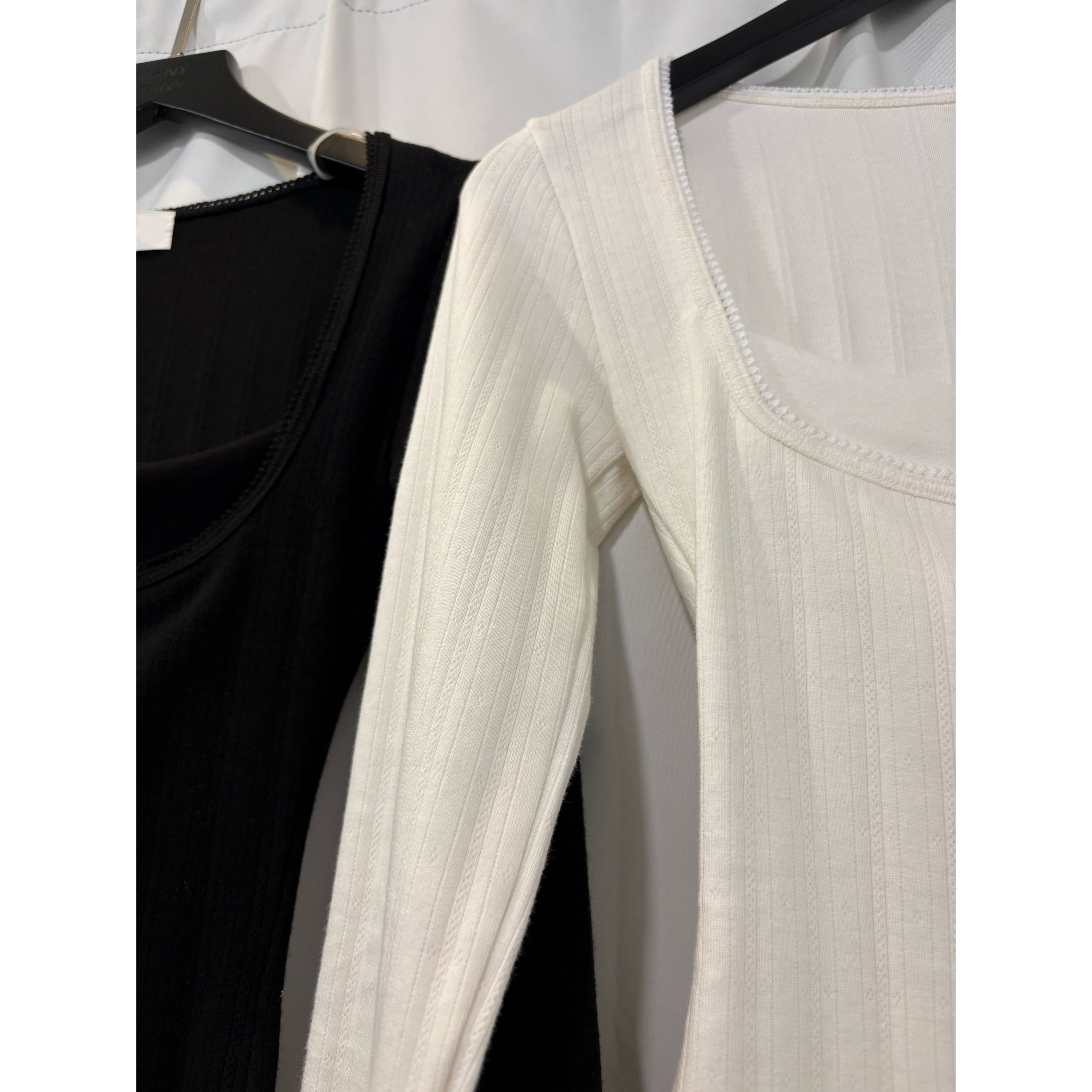 新品價11月1截單🧸2610L《LAYER SQUARE NECK TOP》