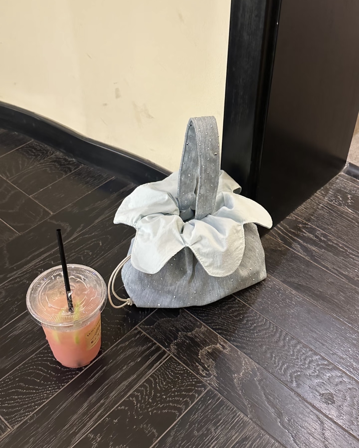 碎鑽星河牛仔花朵包 