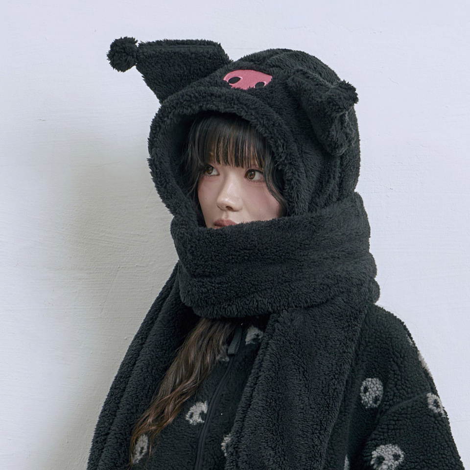 Venhit x Kuromi Signature Hooded Muffler