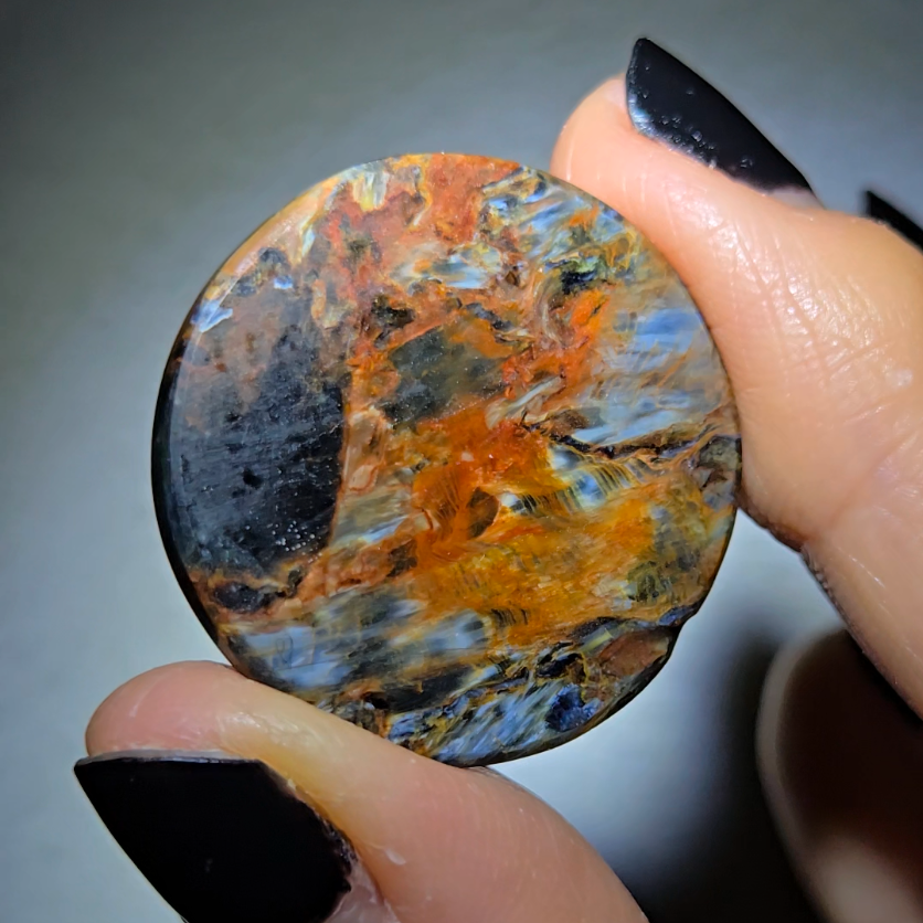 Blue and gold pietersite cabochon from Namibia - PT33