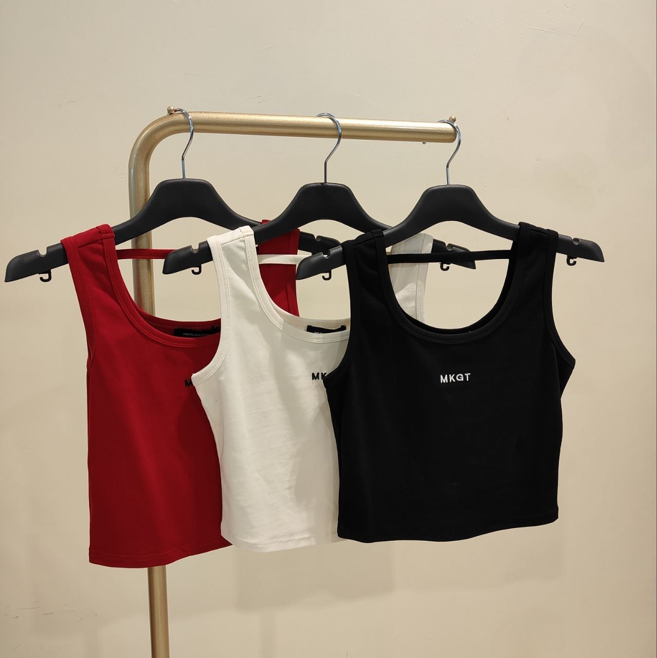 简约百塔背心 2690