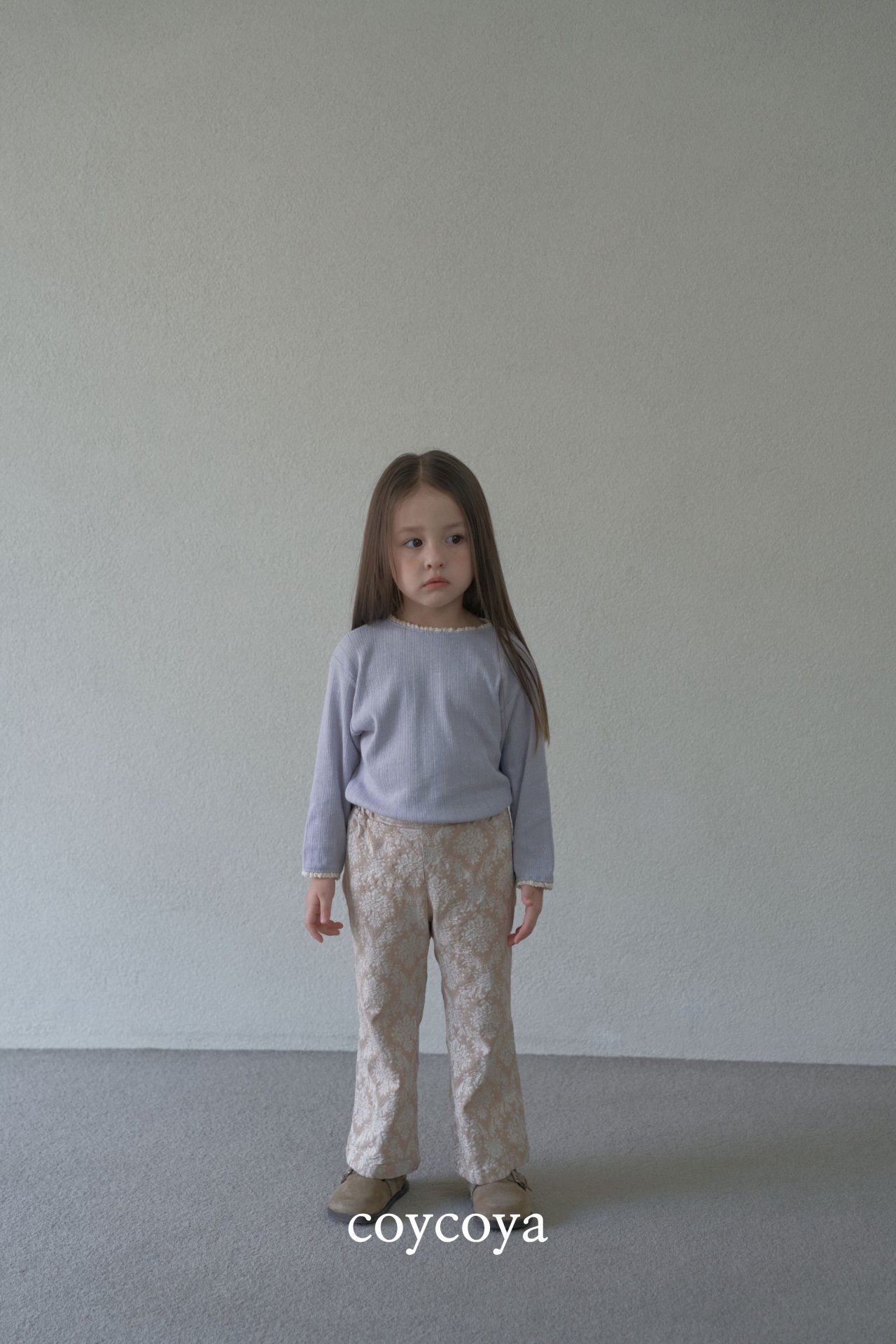 🌸預訂 韓國直送🌸🇰🇷COYCOYA兩色奢華提花半喇叭褲