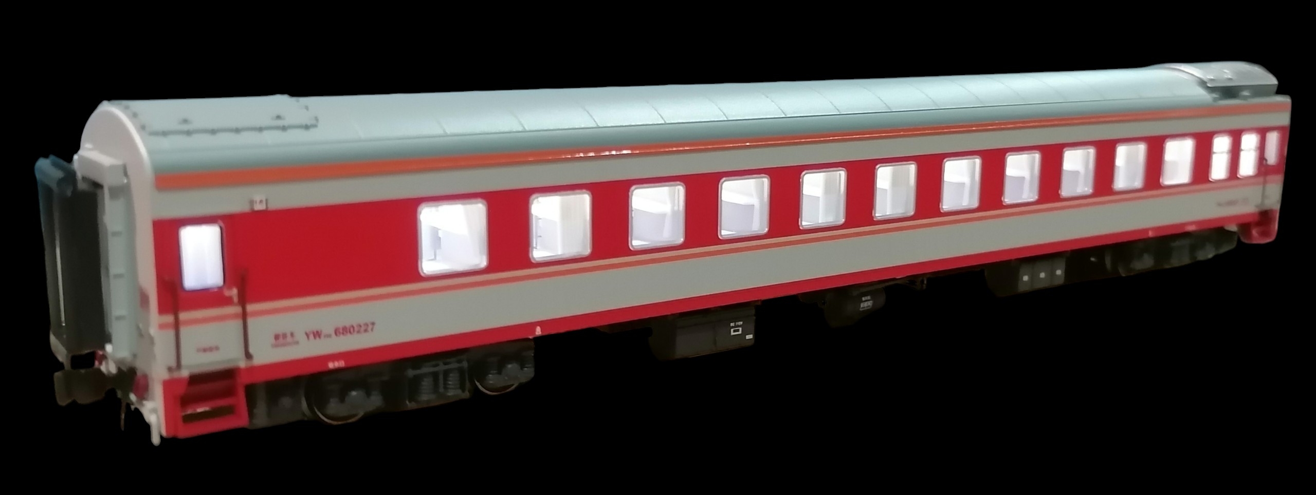 長鳴N比例 （1：160）出品京局京段幹線列車K105/106 北京西－深圳 軟卧硬卧餐車八節編組C