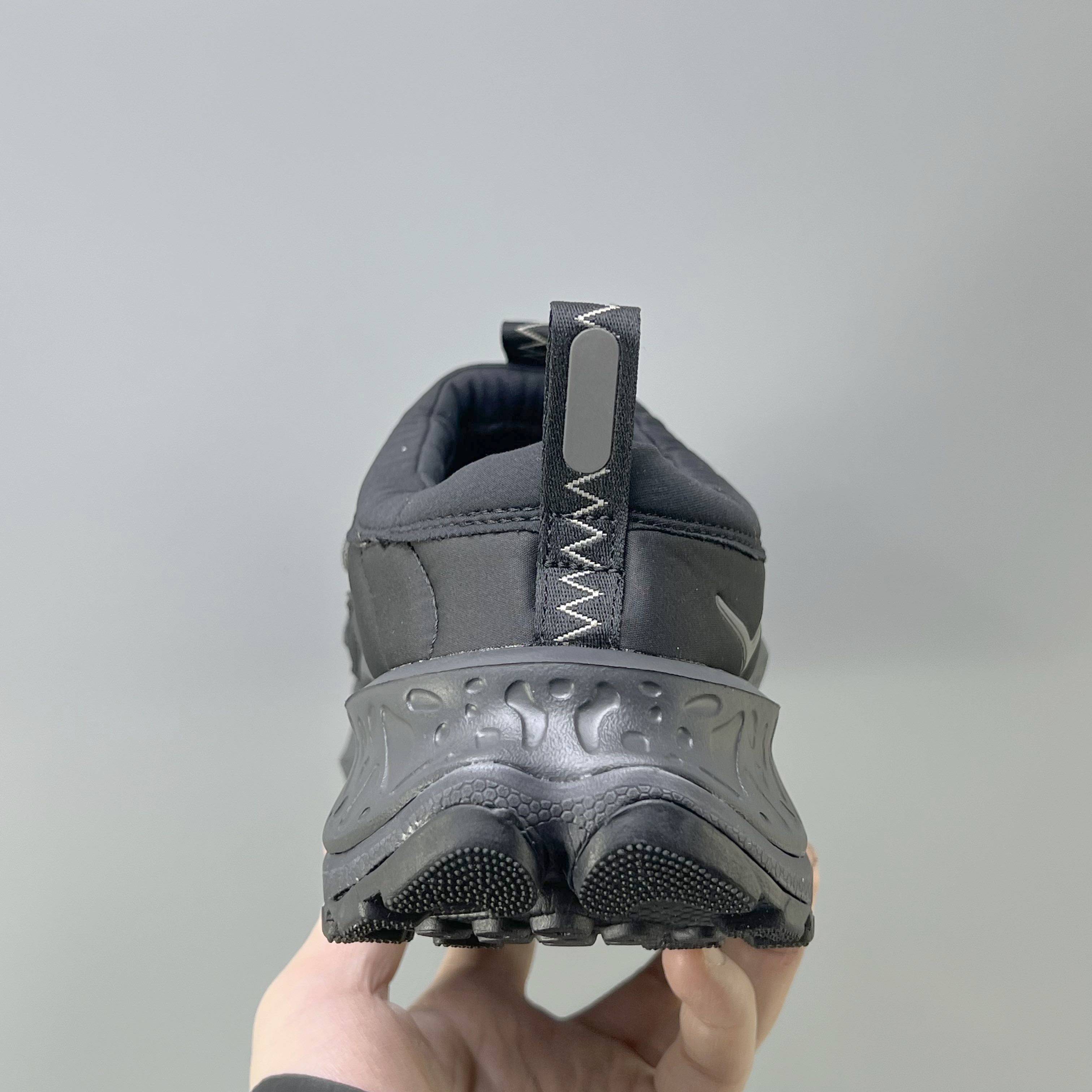 Hoka One One Ora Primo 