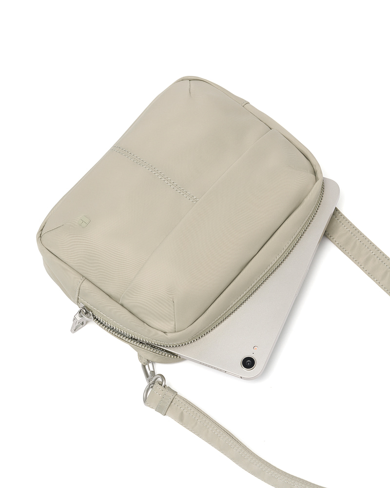Branden Safe Days Wallet Bag 