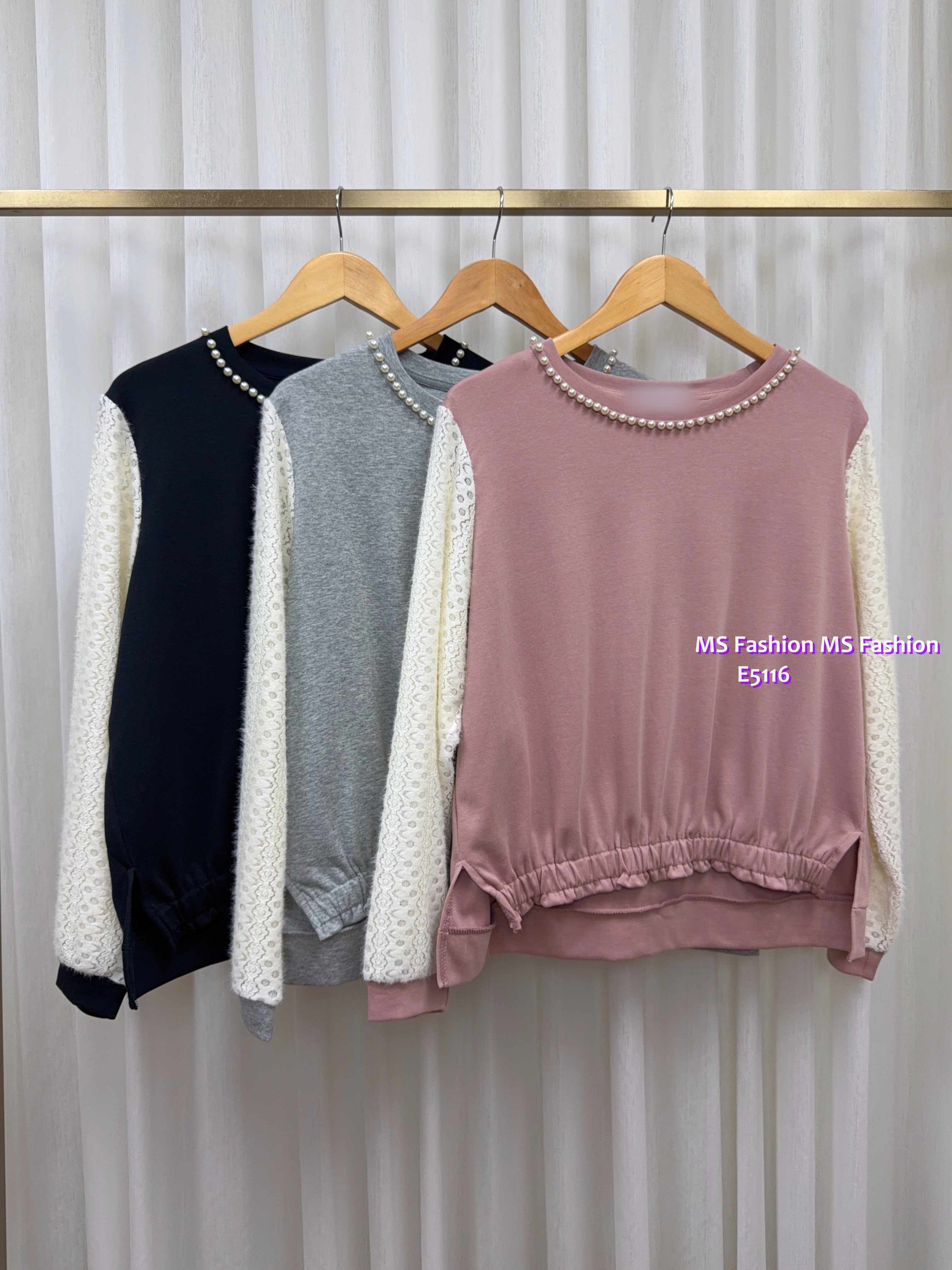 E5116 特色珠領通花袖top
