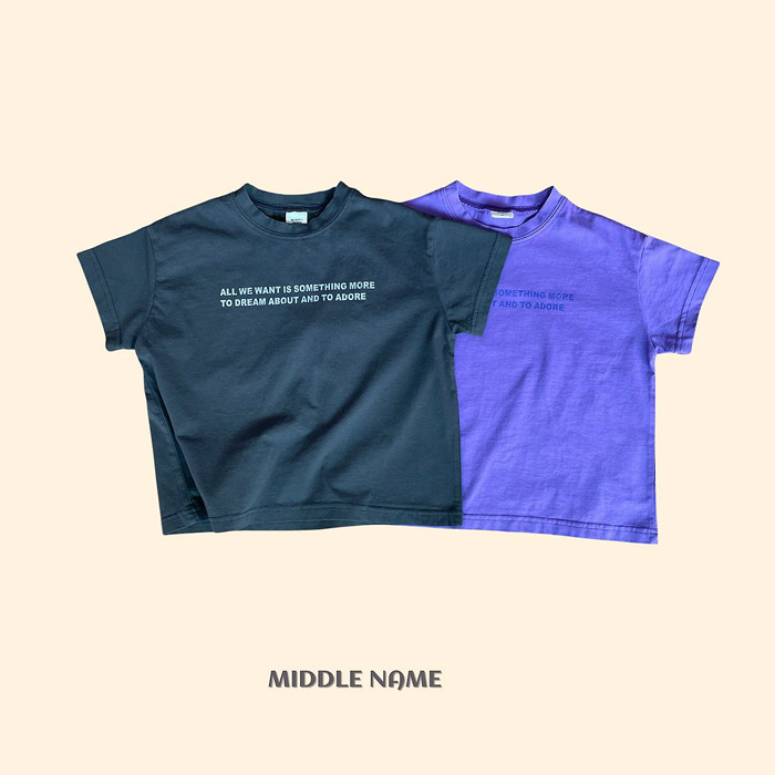 🇰🇷middle name tee