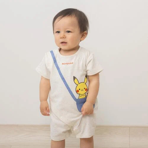 🇯🇵預訂 日本直送🇯🇵Monpoke斜孭袋設計比卡超刺繡貼花短袖連身服