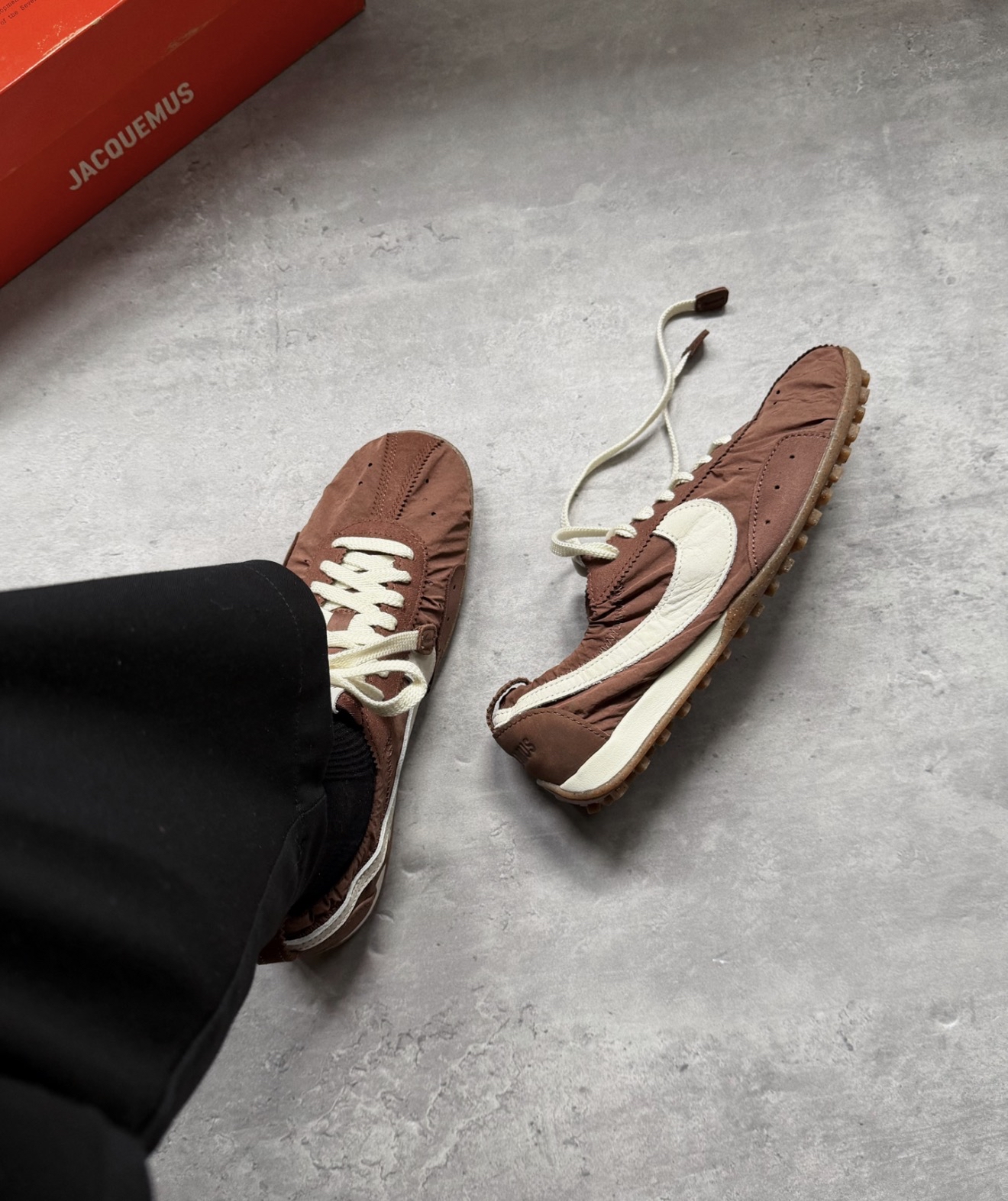 HV8547-200 Nike x Jacquemus Moon Shoe Fauna Brown HV8547-200