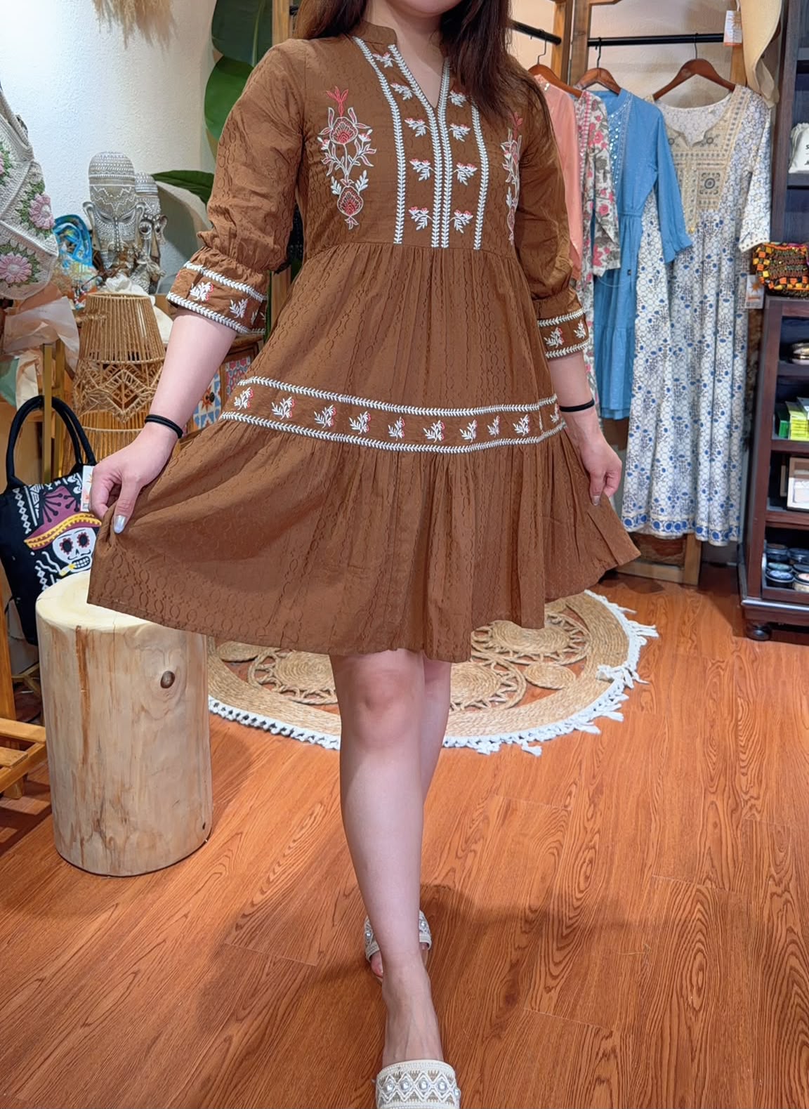2875 Chocolate Doll With white Emb Sleeve short OP
