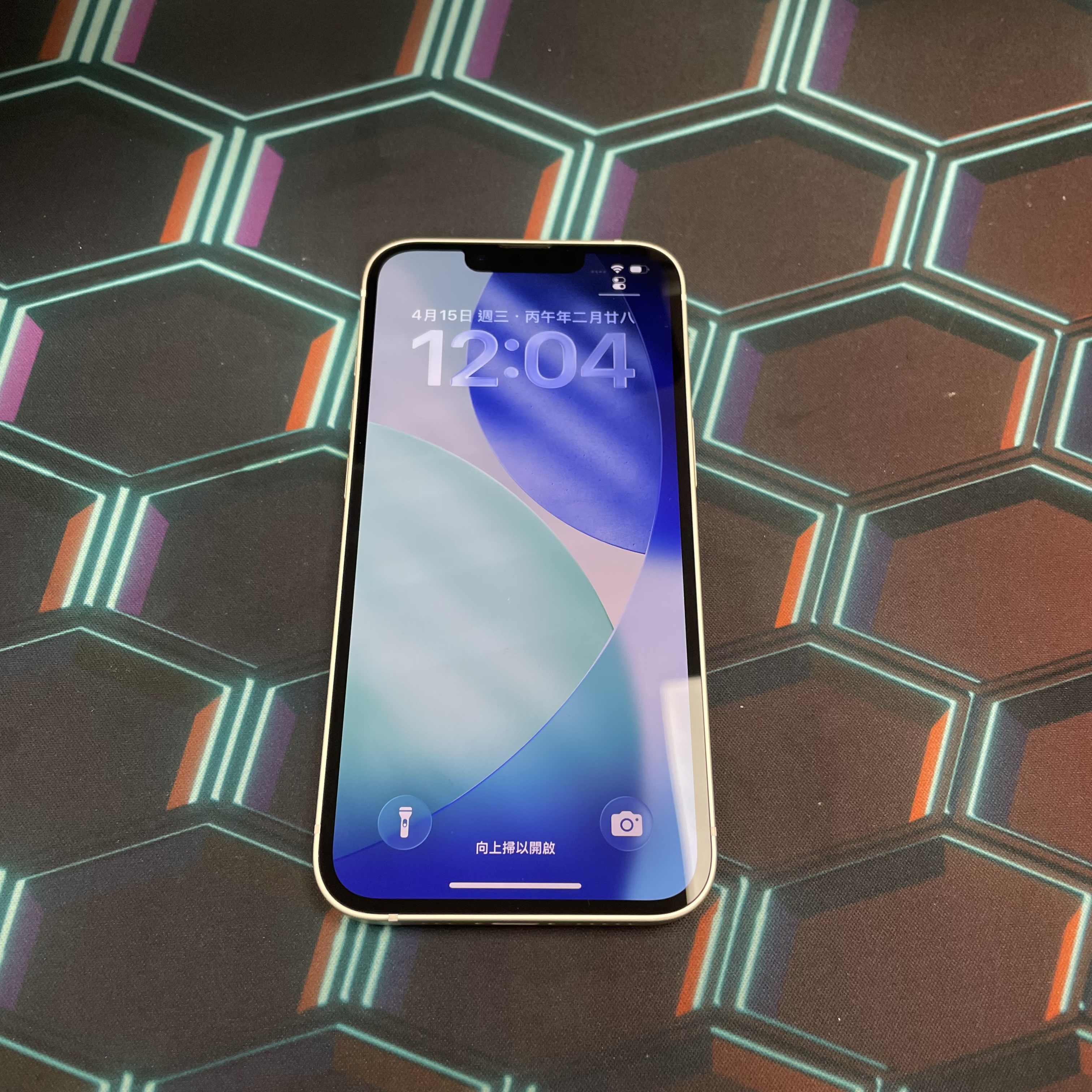 *6337 13 完美機 128GB 電100 白色 white