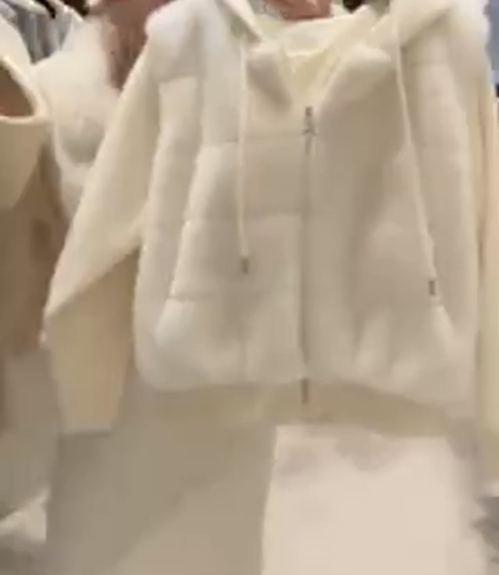 羊毛料fur外套22/1 東大門檔口直播#ff2736