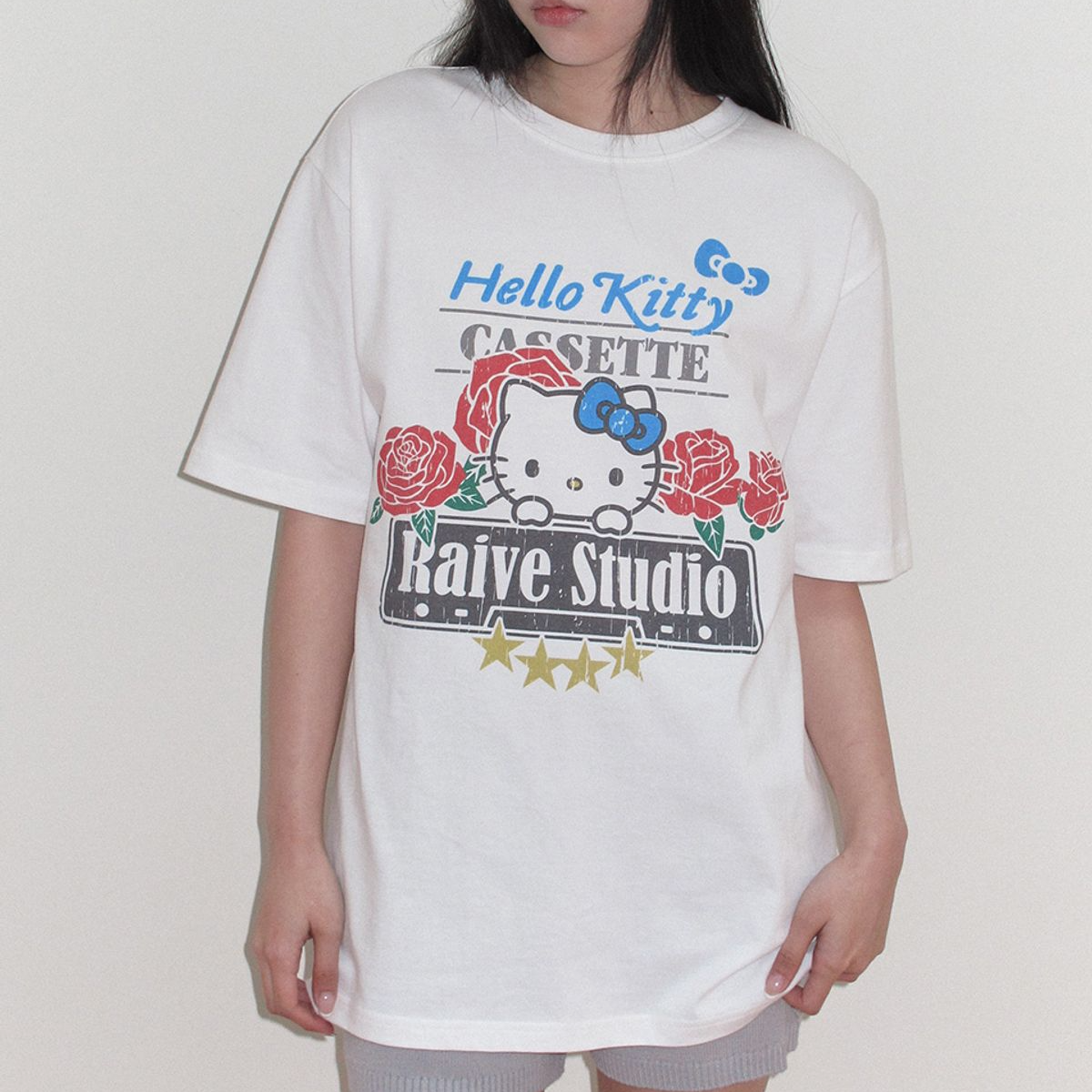 [RAIVE x Sanrio] HELLO KITTY Rose Graphic T-shirts (3色)