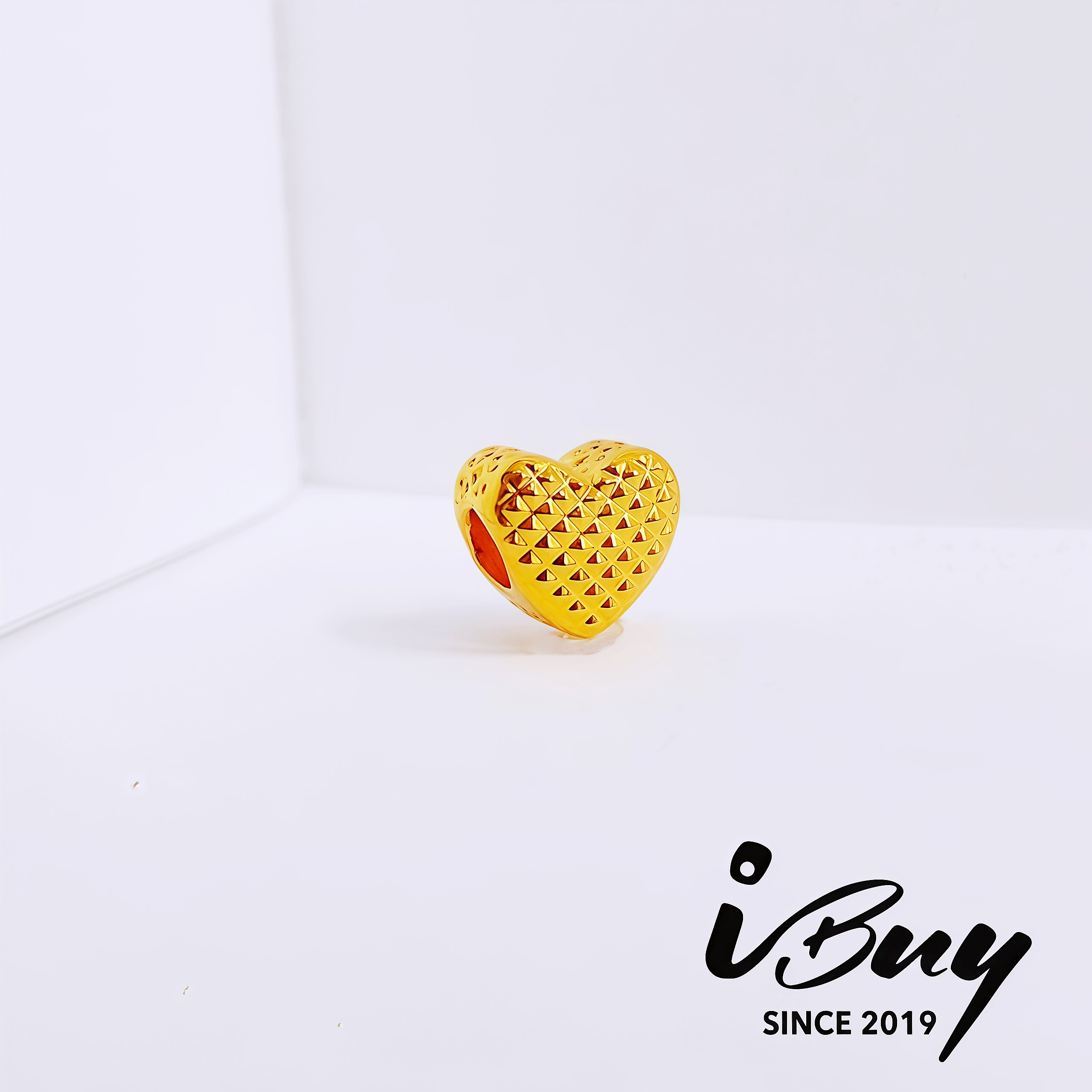 916 HARD GOLD DIAMOND-CUT HEART BEAD 916 硬金 菱格爱心串咀