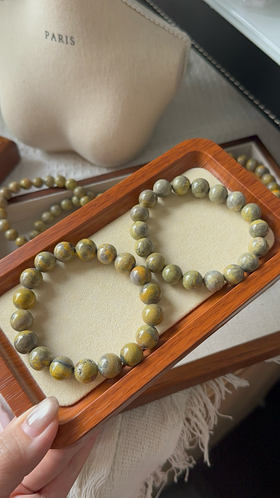 大黄蜂碧玉 ｜Bumblebee Jasper 