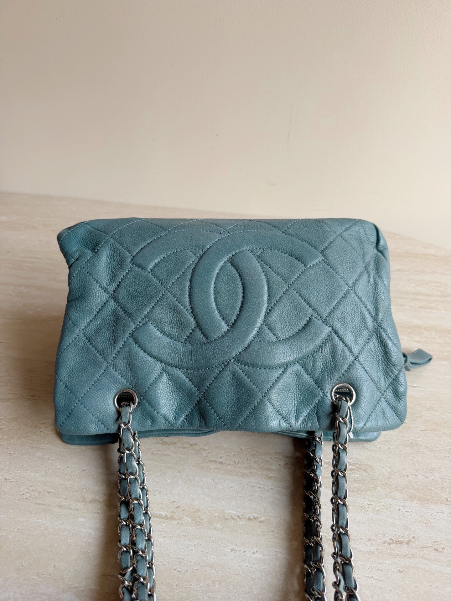 【預訂貨品】Chanel藍色魚子醬tote bag