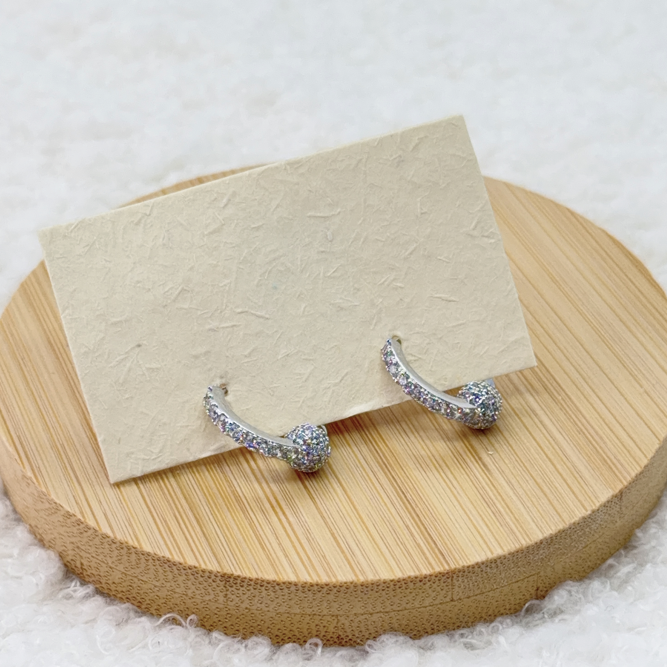 銀色微鑲環形耳環 (925 Silver Post)