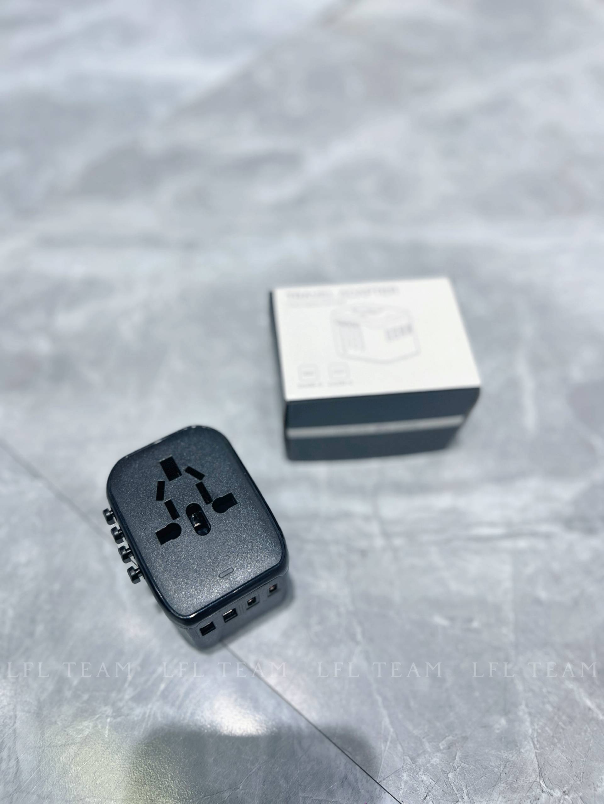 P979 多国转换插座