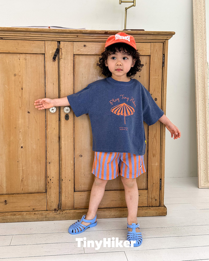 🇰🇷Tiny Hiker tee